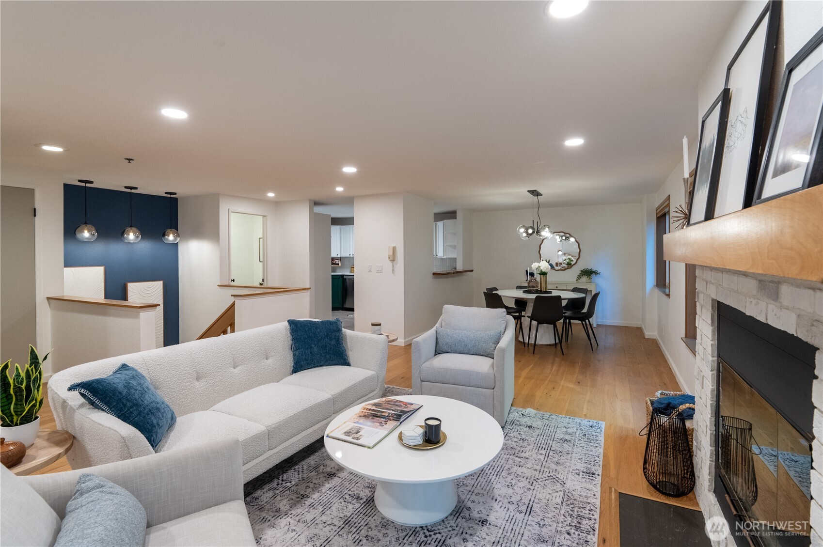 1028 Lakeview Boulevard E #8, Seattle, WA 98102, photo 2 of 30