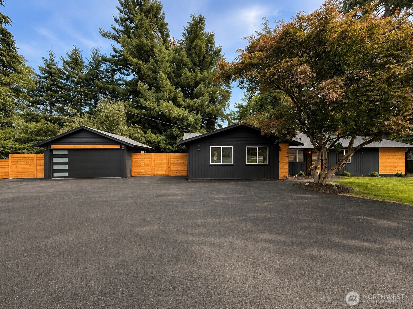 2420 236th Street SW, Brier, WA 98036-8414, photo 2 of 2