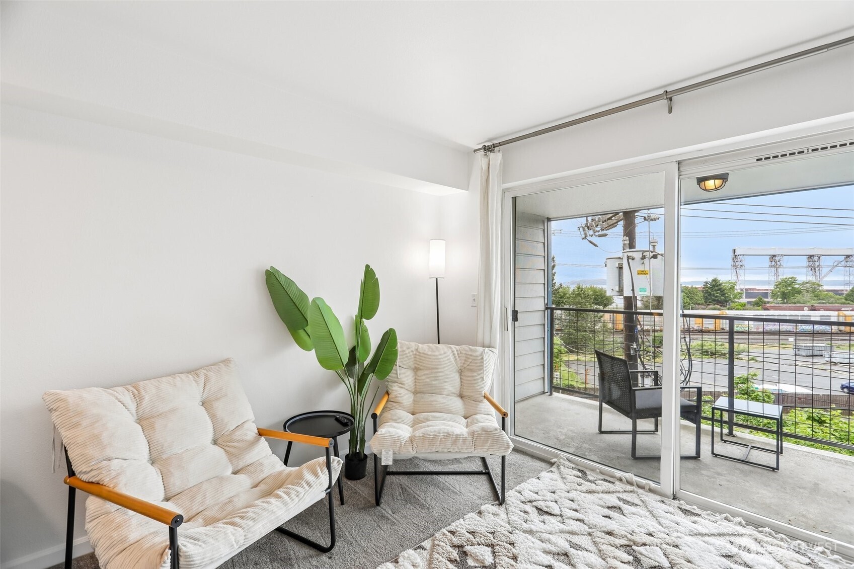 500 Elliott Avenue W #405, Seattle, WA 98119, photo 5 of 27