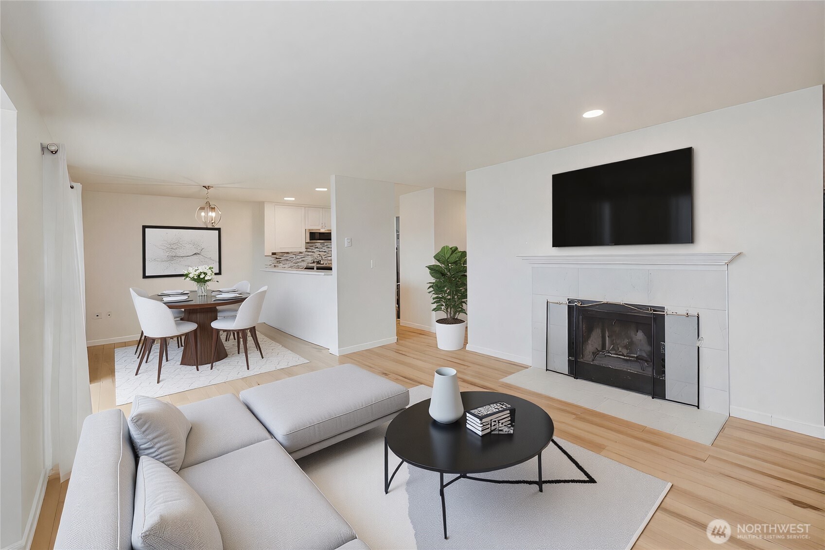1760 W Sunn Fjord Lane #F 202