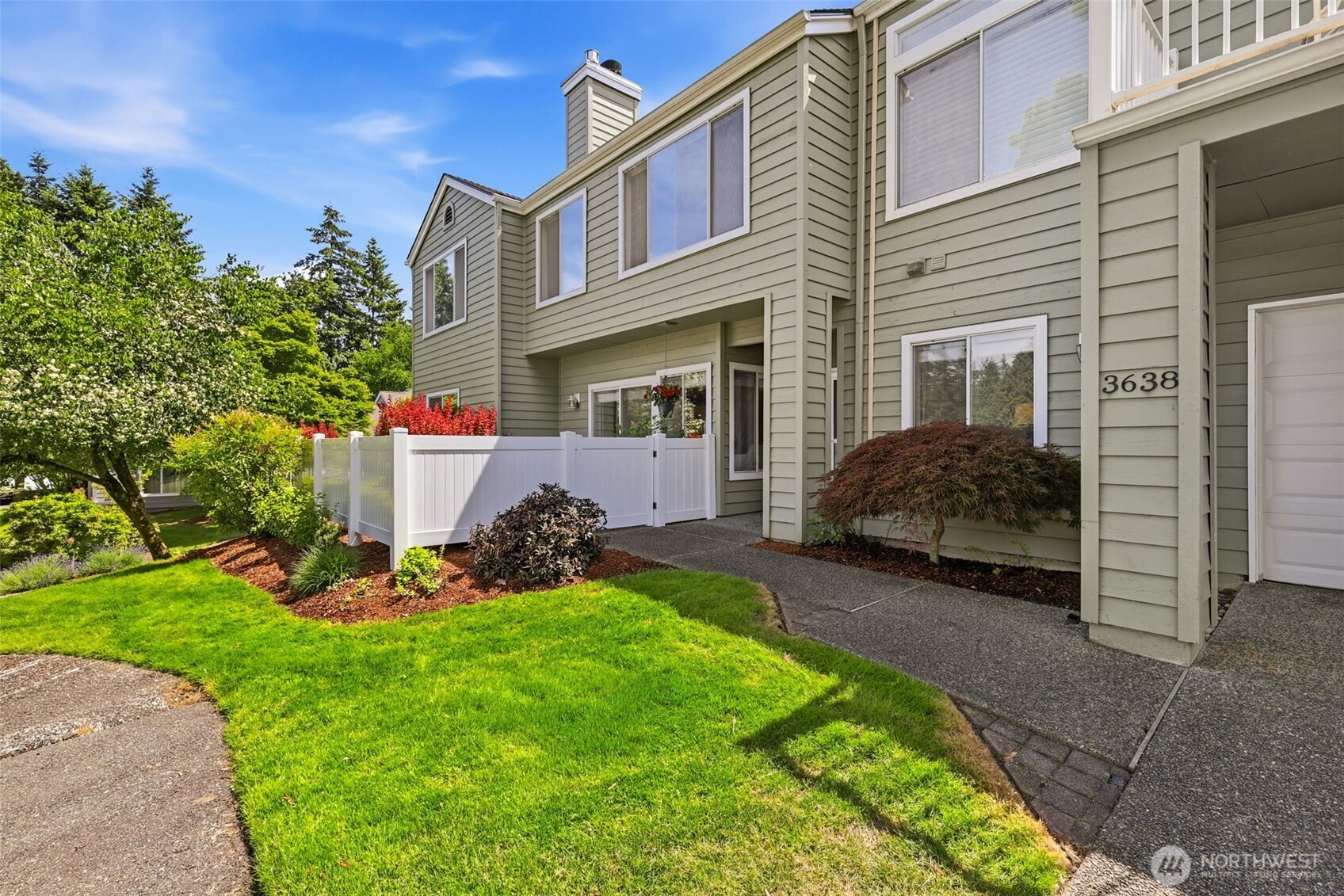 3638 224th Place SE #1312, Issaquah, WA 98029, photo 2 of 2