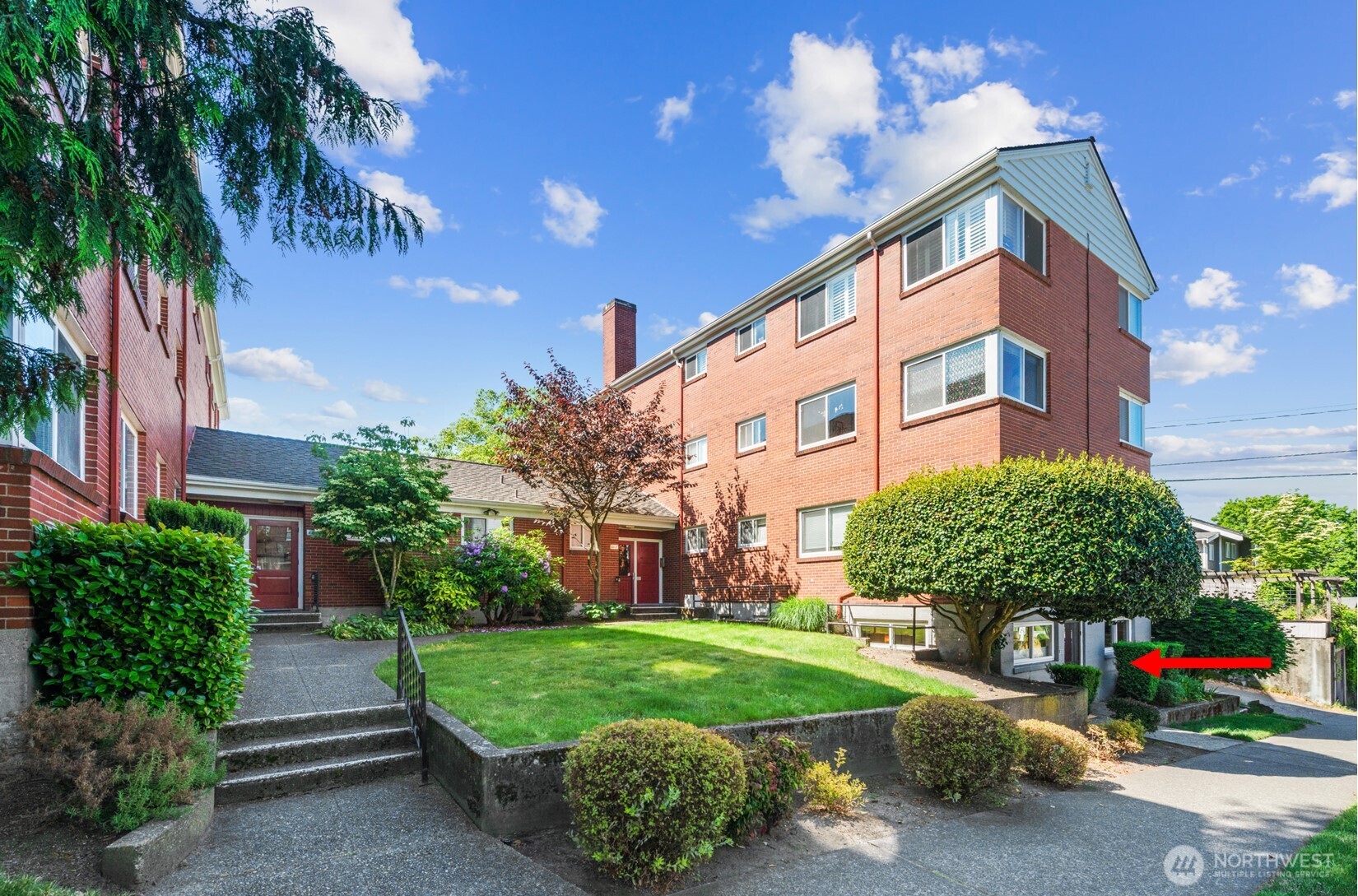 4407 SW Alaska Street #11, Seattle, WA 98116, photo 2 of 25