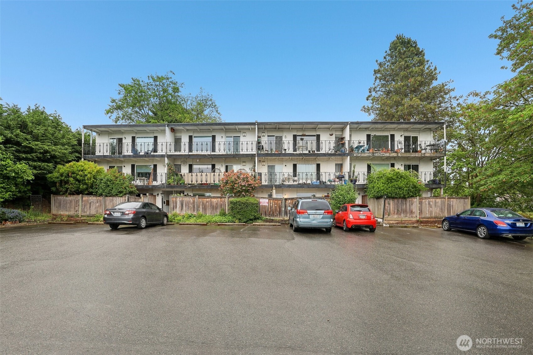 1020 S 230th Street #106, Des Moines, WA 98198, photo 2 of 2