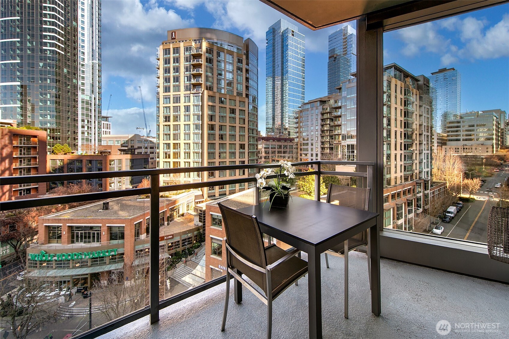 820 Blanchard Street #705, Seattle, WA 98121, photo 4 of 40