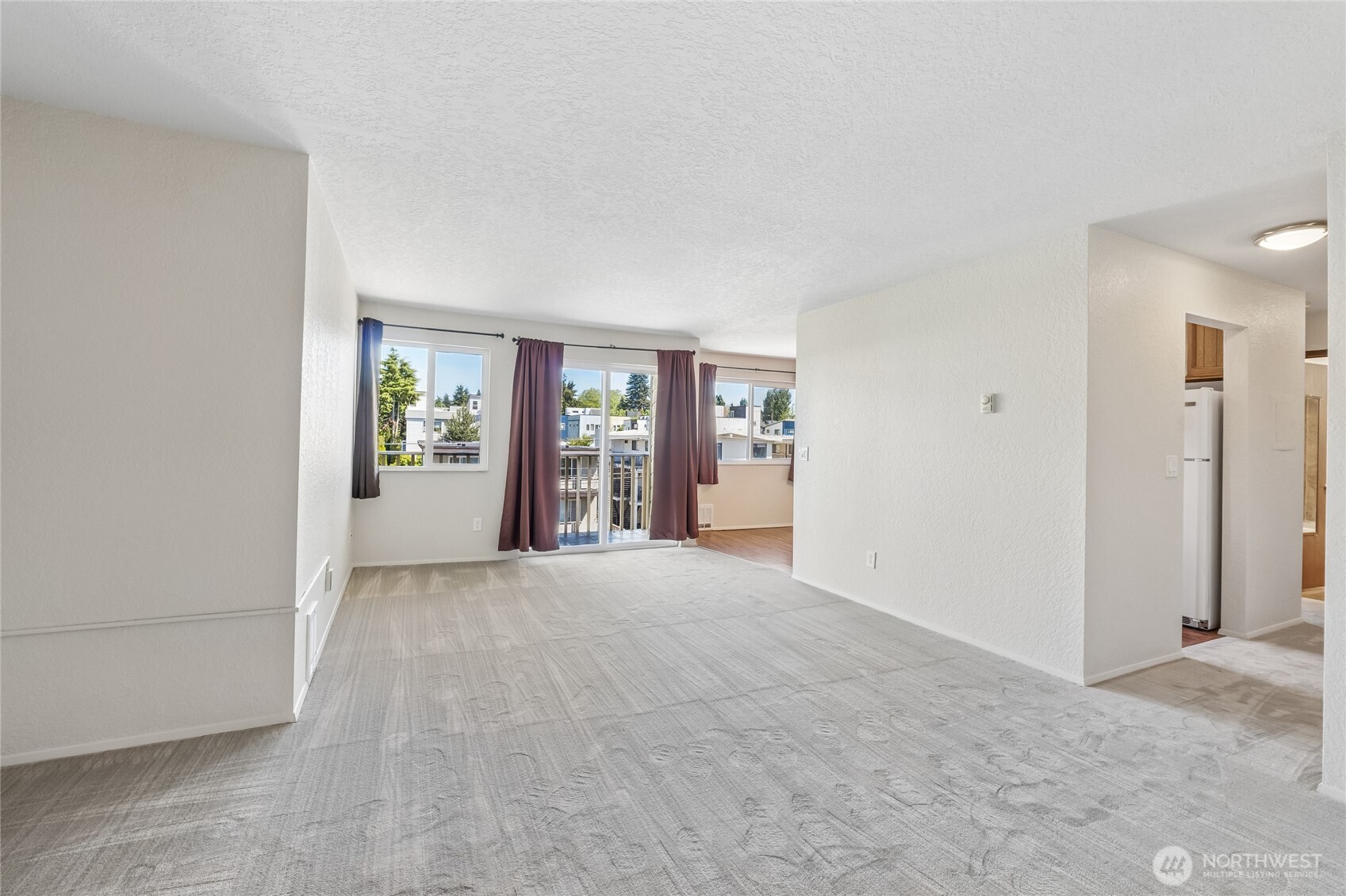 2031 NW 59th Street #301, Seattle, WA 98107, photo 3 of 21