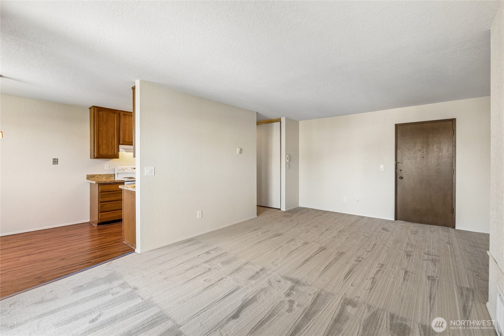 2031 NW 59th Street #301, Seattle, WA 98107, photo 5 of 21