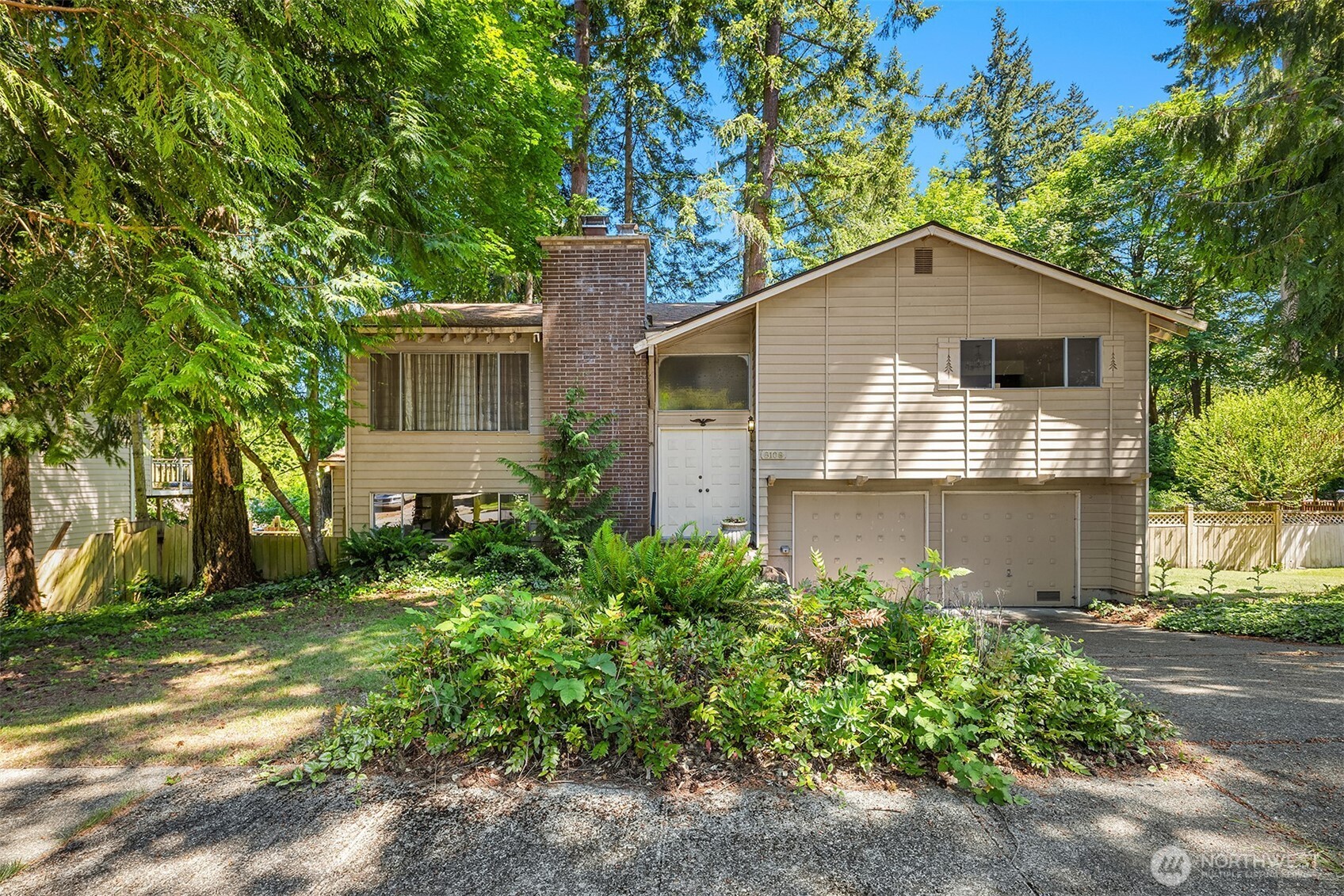 8108 138th Avenue NE