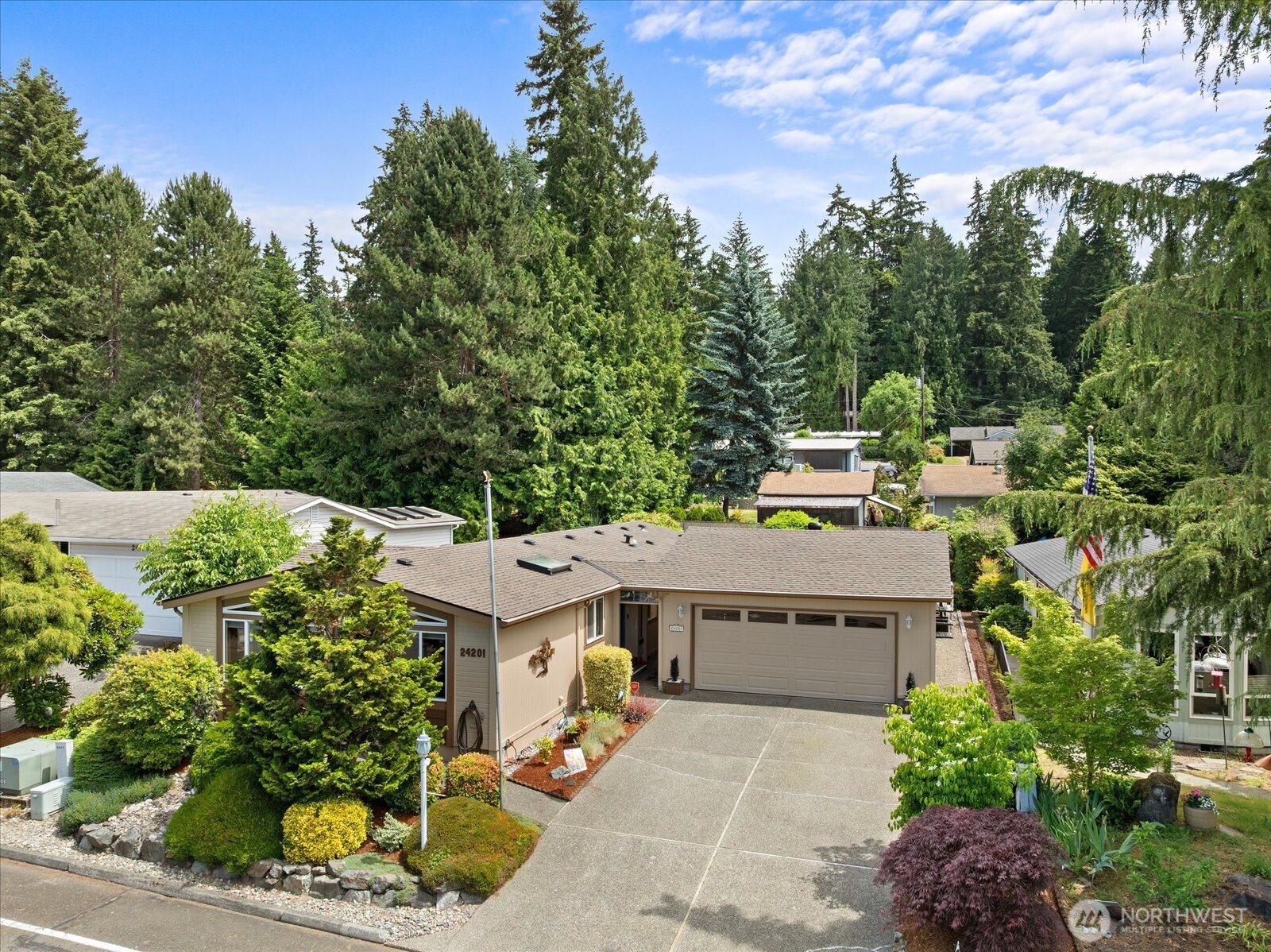 24201 8th Place W, Bothell, WA 98021-8534, photo 2 of 2