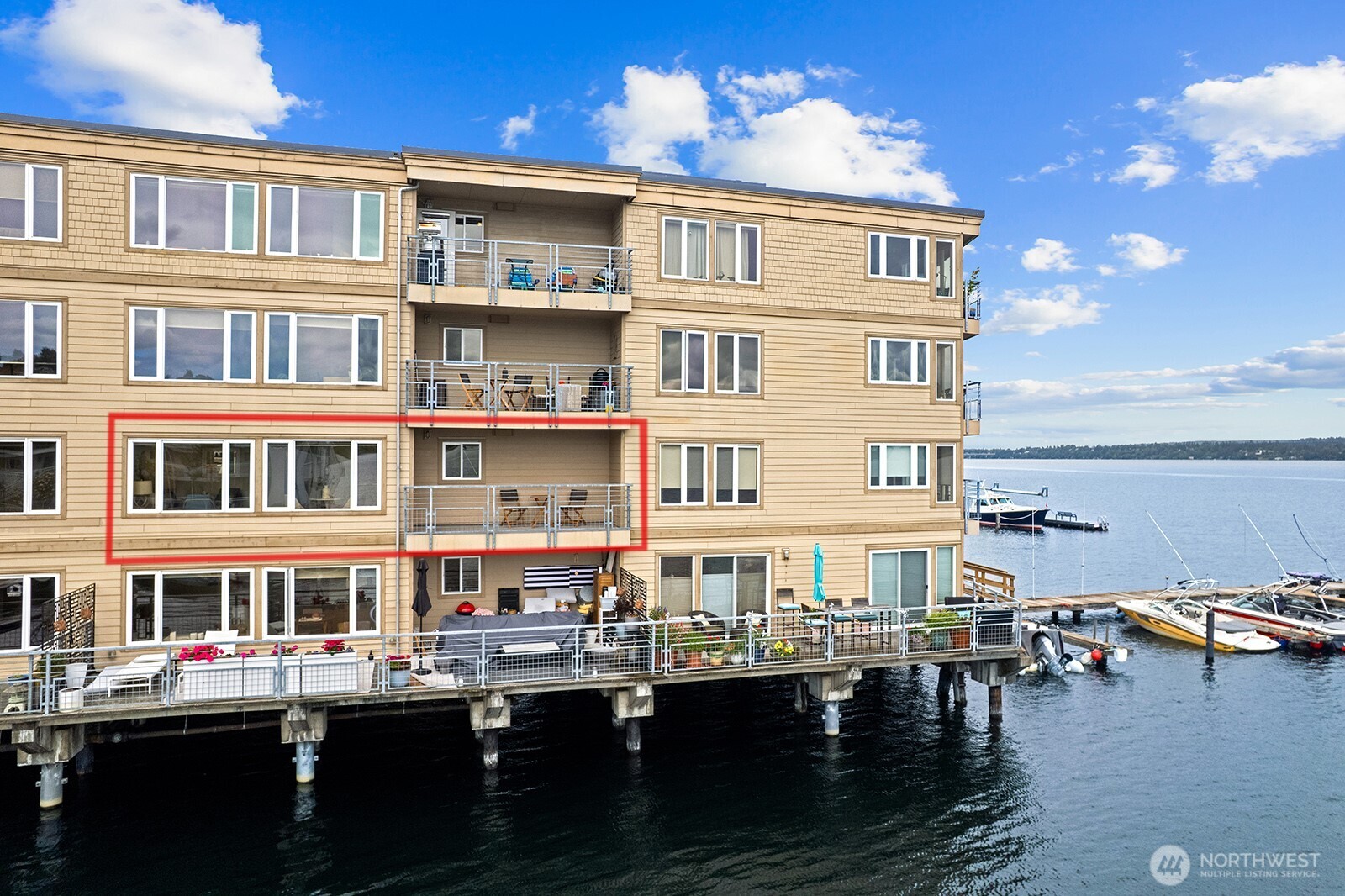334 Lakeside Avenue S #207, Seattle, WA 98144, photo 3 of 21