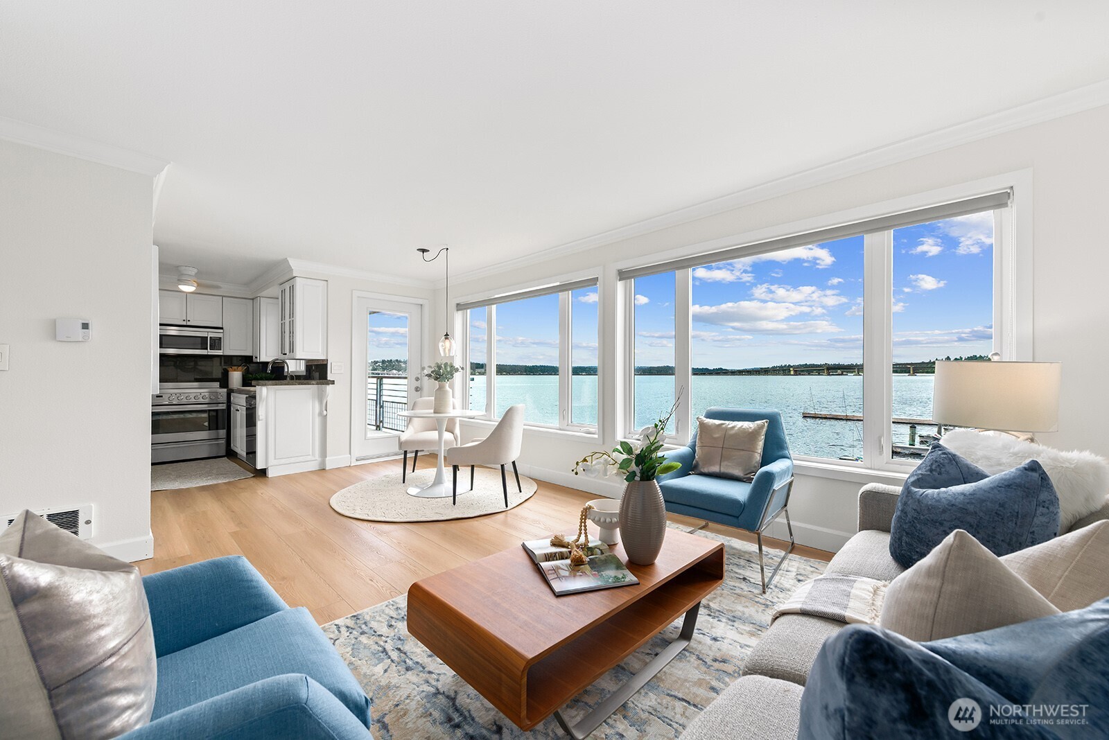 334 Lakeside Avenue S #207, Seattle, WA 98144, photo 4 of 21
