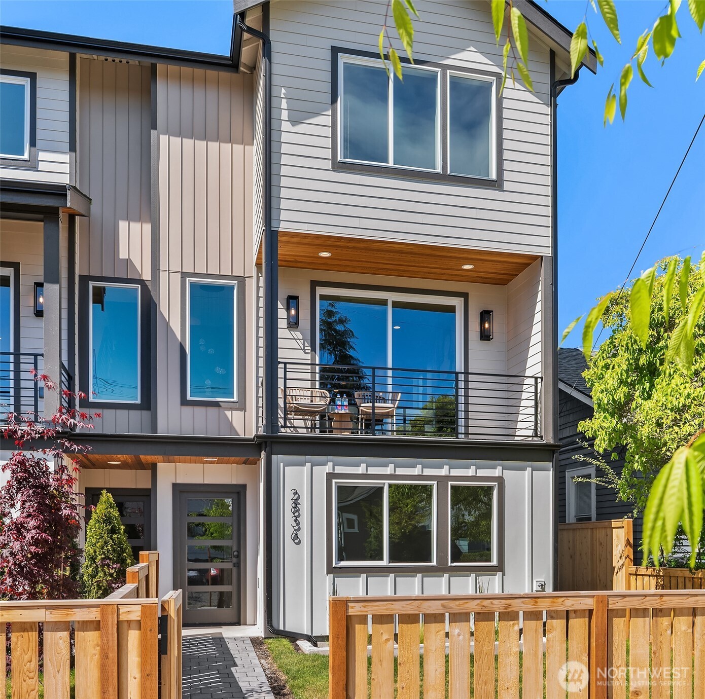 2836 NW 73rd Street, Seattle, WA 98117, photo 2 of 38