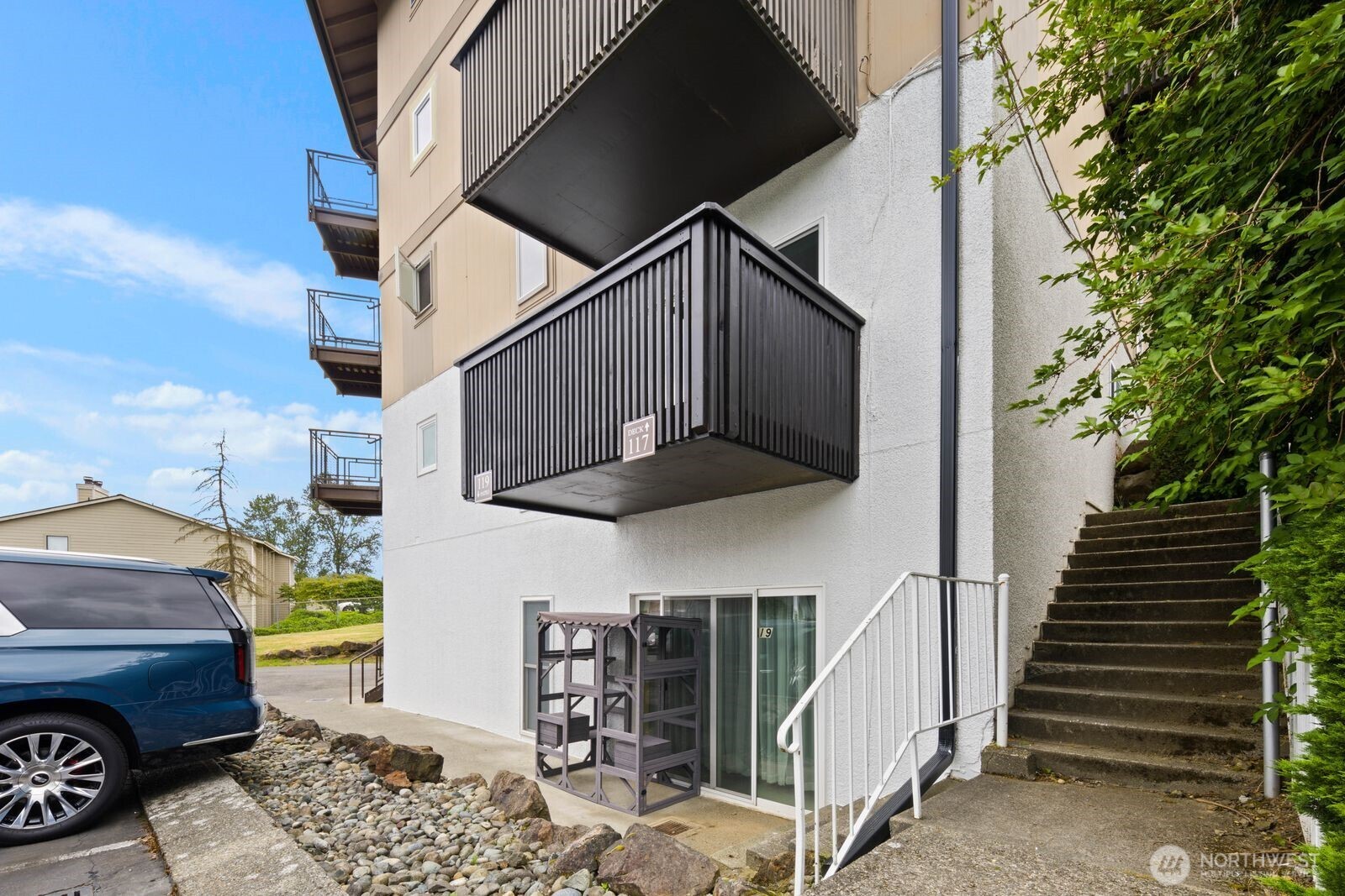 1425 S Puget Drive #117