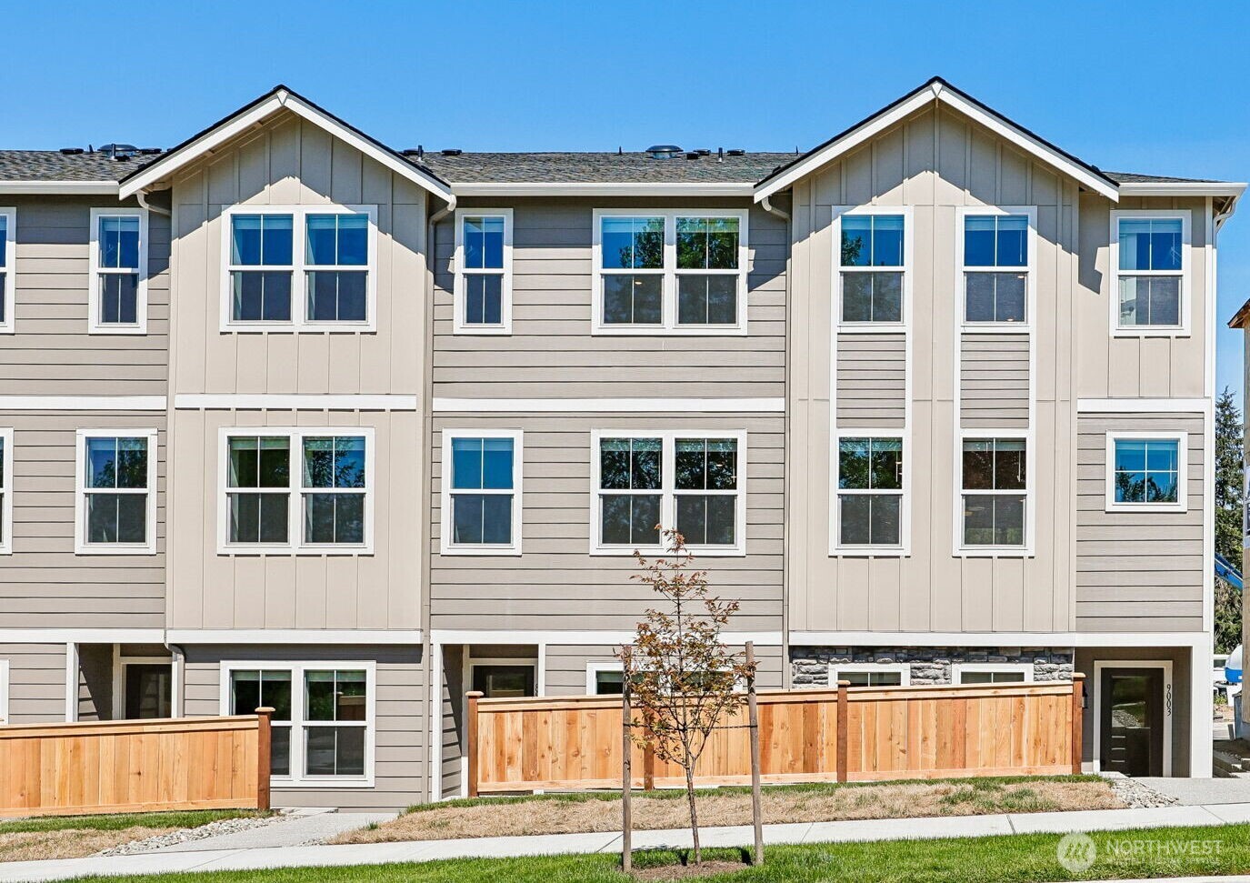 9007 172nd Street NE
