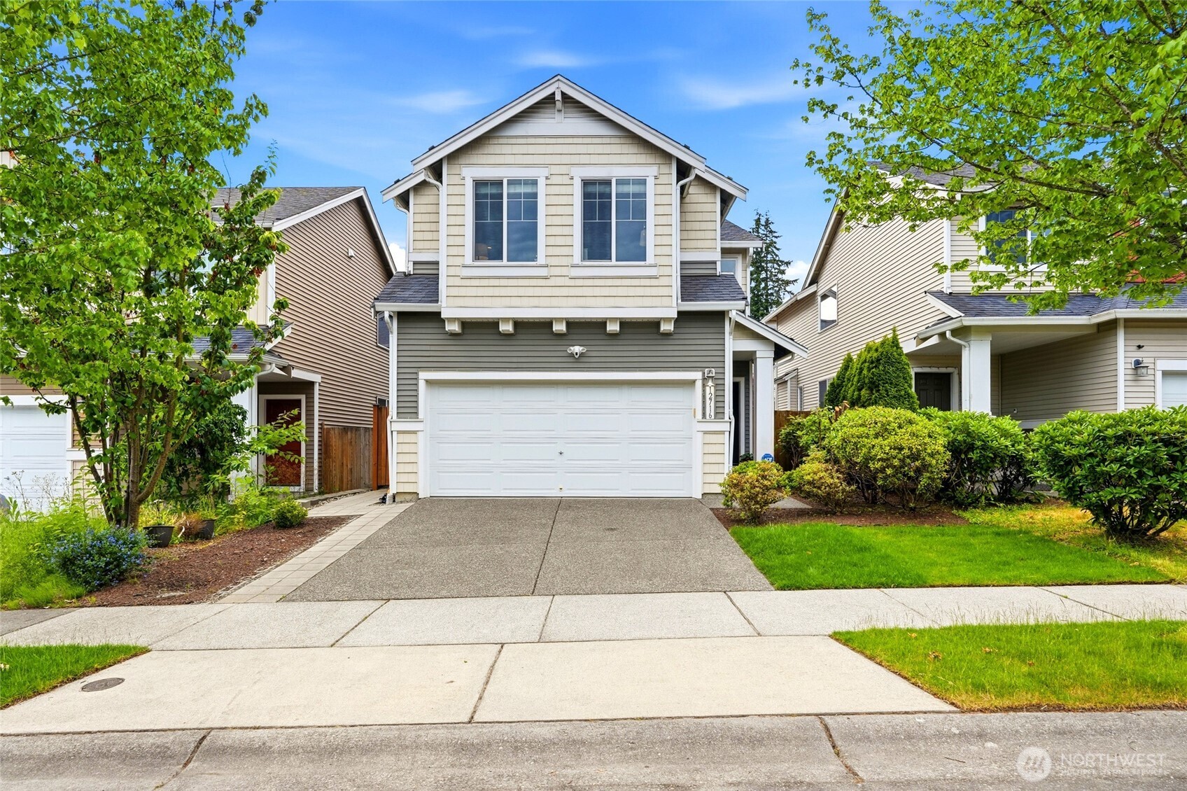 12716 12 Avenue SE, Everett, WA 98208, photo 2 of 2