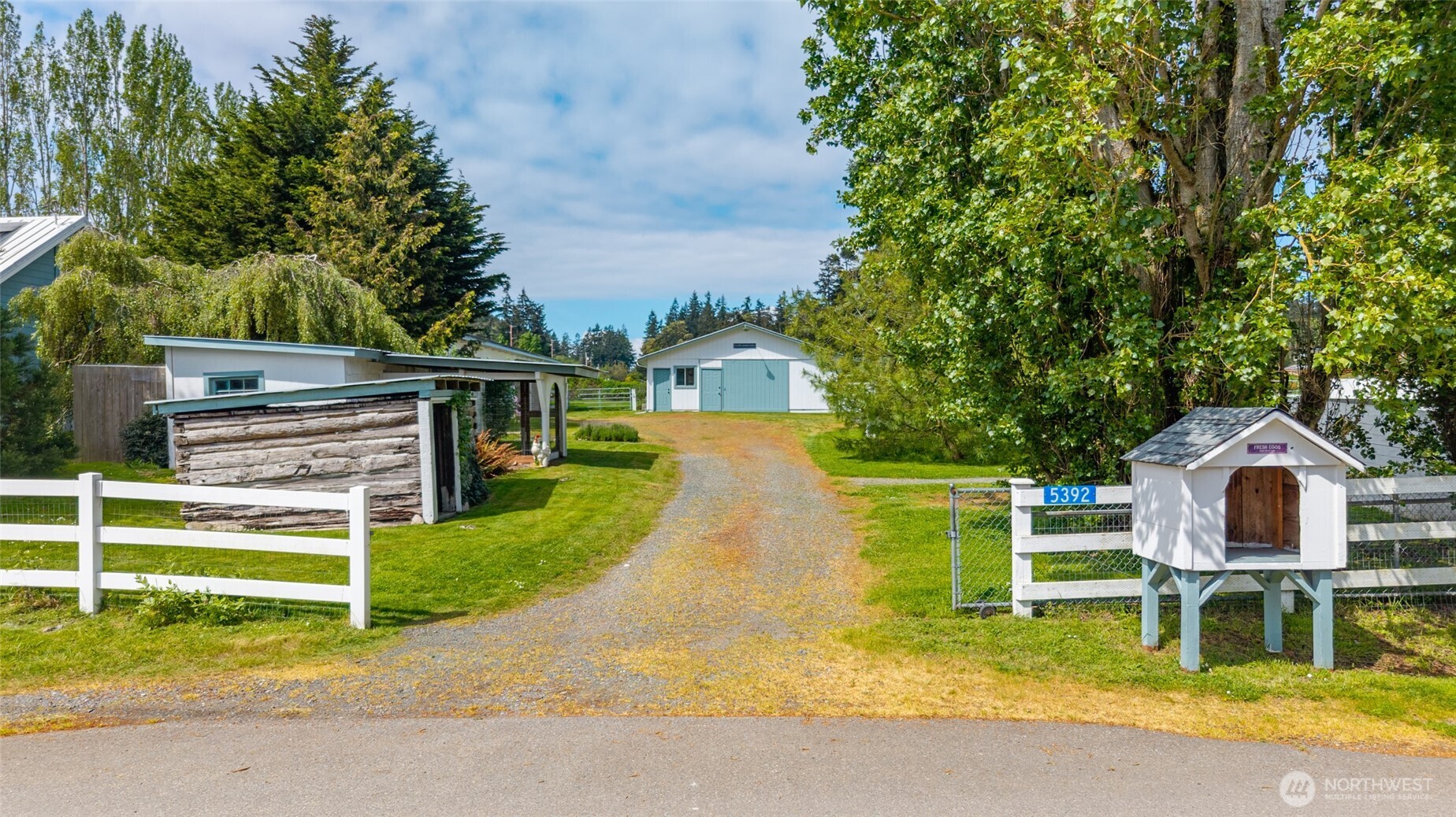 5392 Shore Meadow Road, Freeland, WA 98249, photo 2 of 2