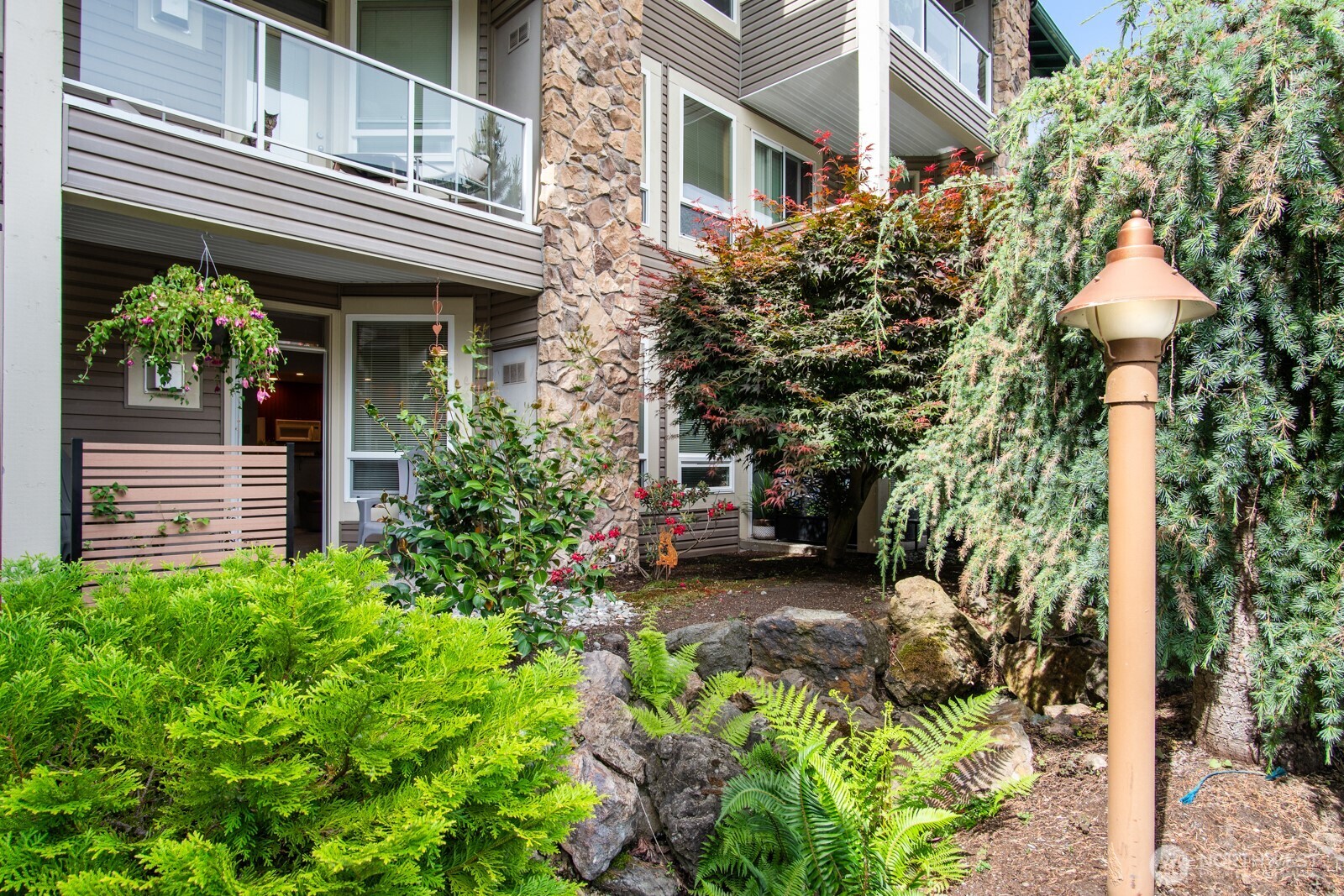 1416 Lindsay Loop #104