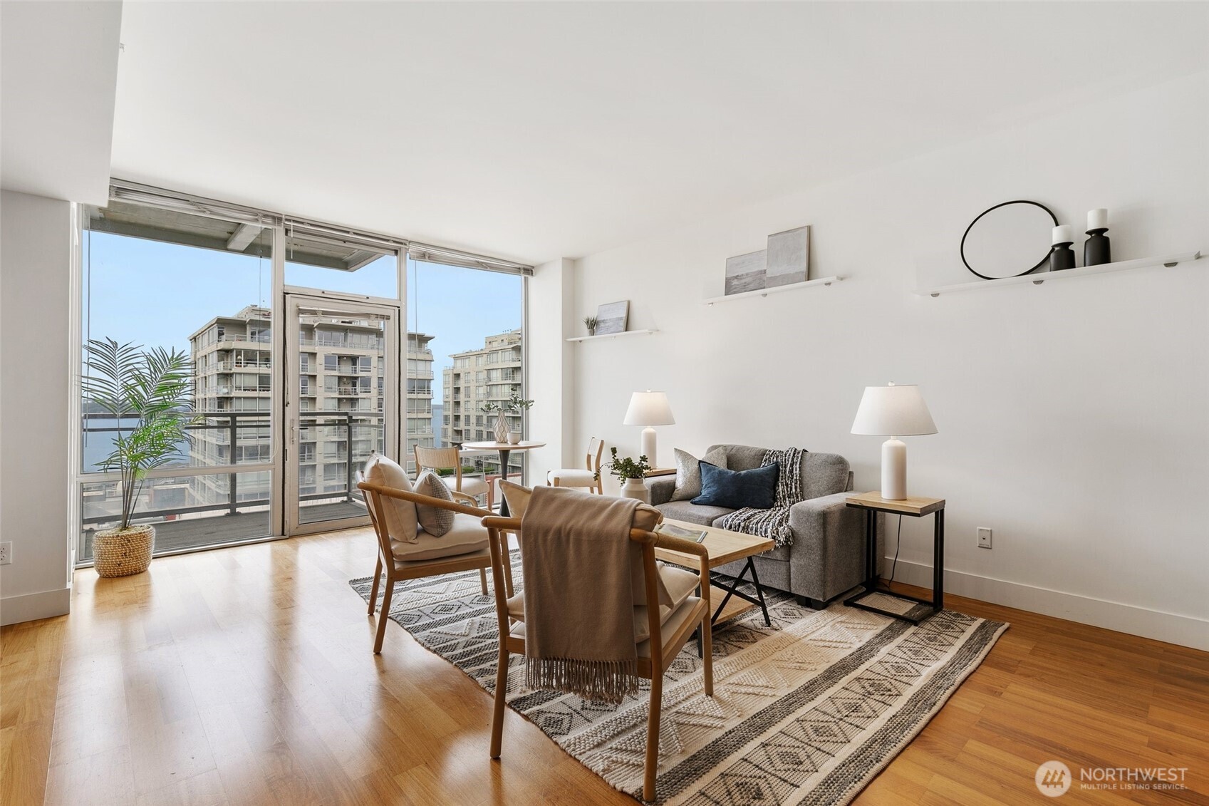 2911 2nd Avenue #811, Seattle, WA 98121, listed at Gallery