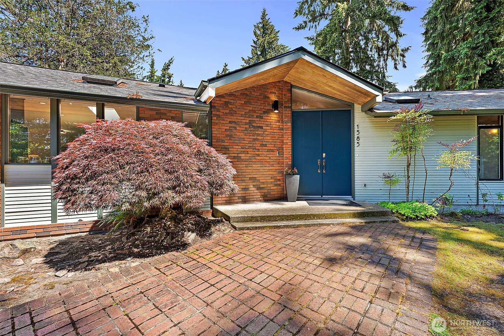 1585 Weathervane Drive