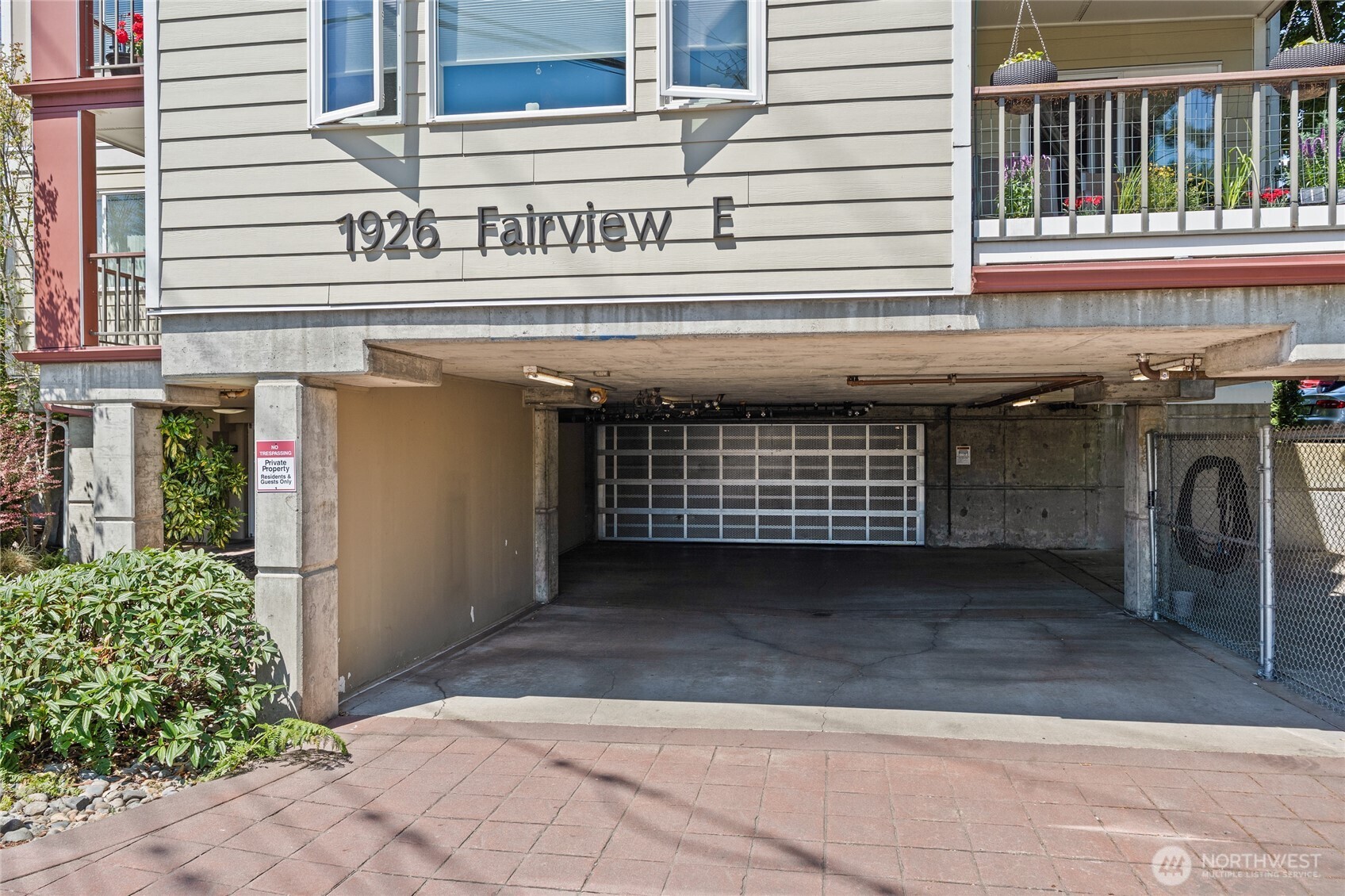 1926 Fairview Avenue E #307, Seattle, WA 98102-3649, photo 3 of 37