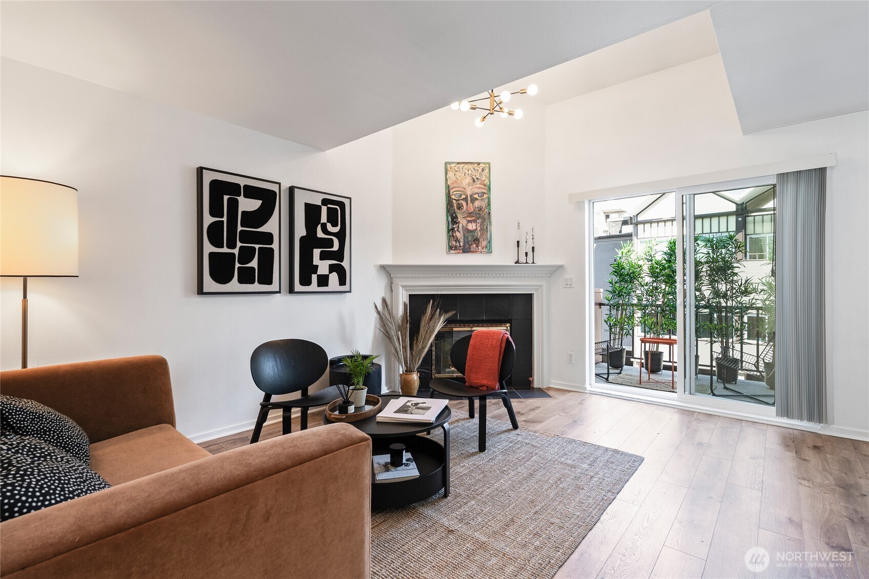 1926 Fairview Avenue E #307, Seattle, WA 98102-3649, photo 5 of 37