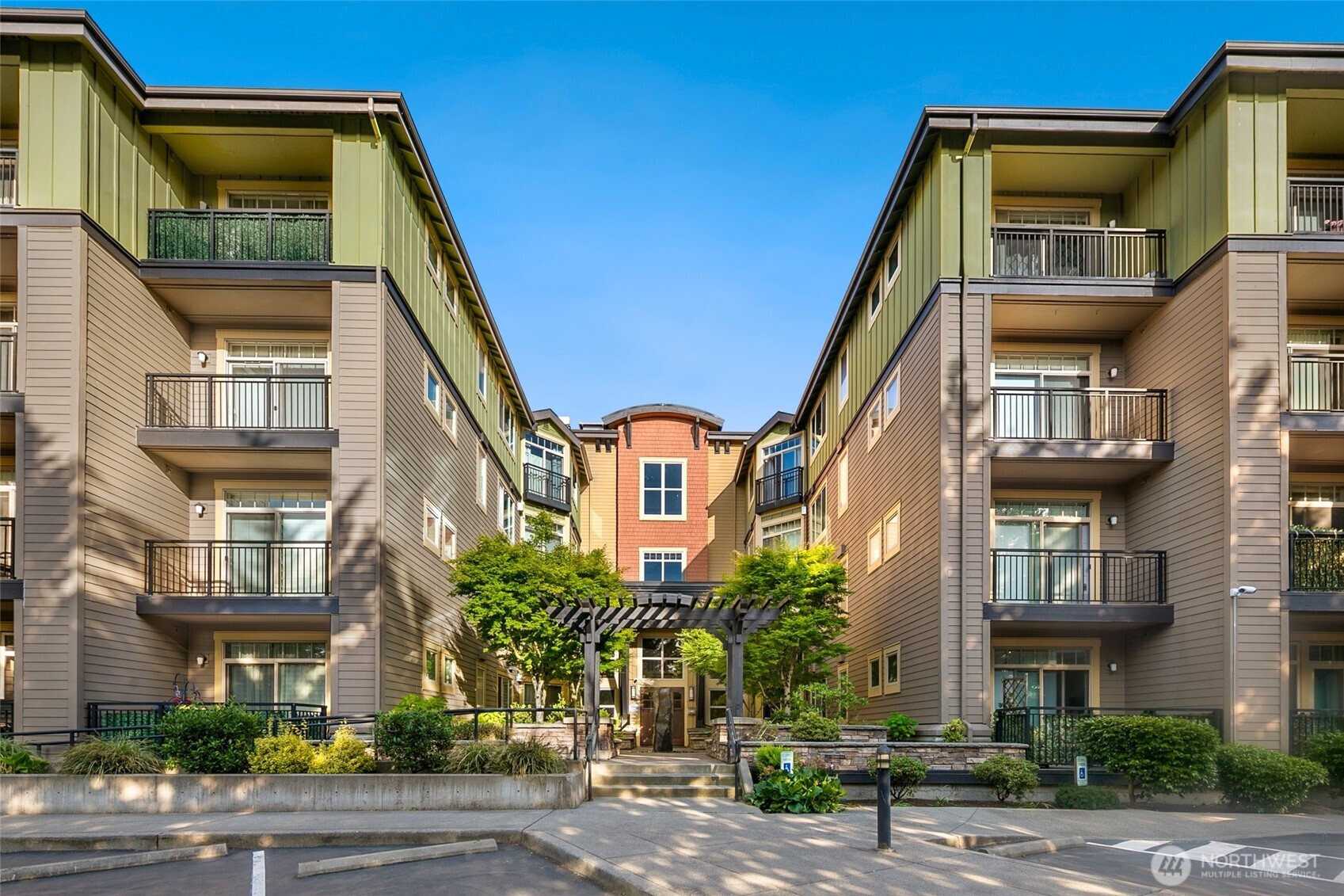 15730 116th Avenue NE #405