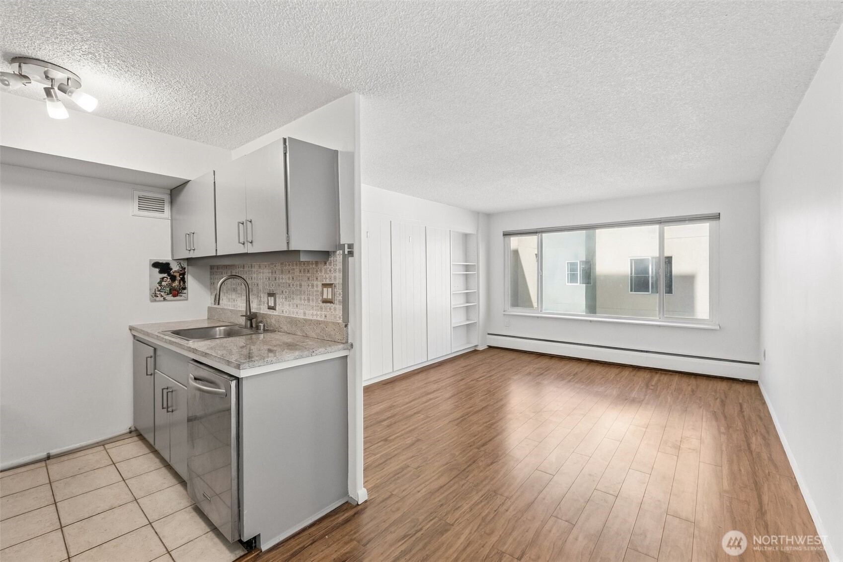 1200 Boylston Avenue #402, Seattle, WA 98101, photo 5 of 23