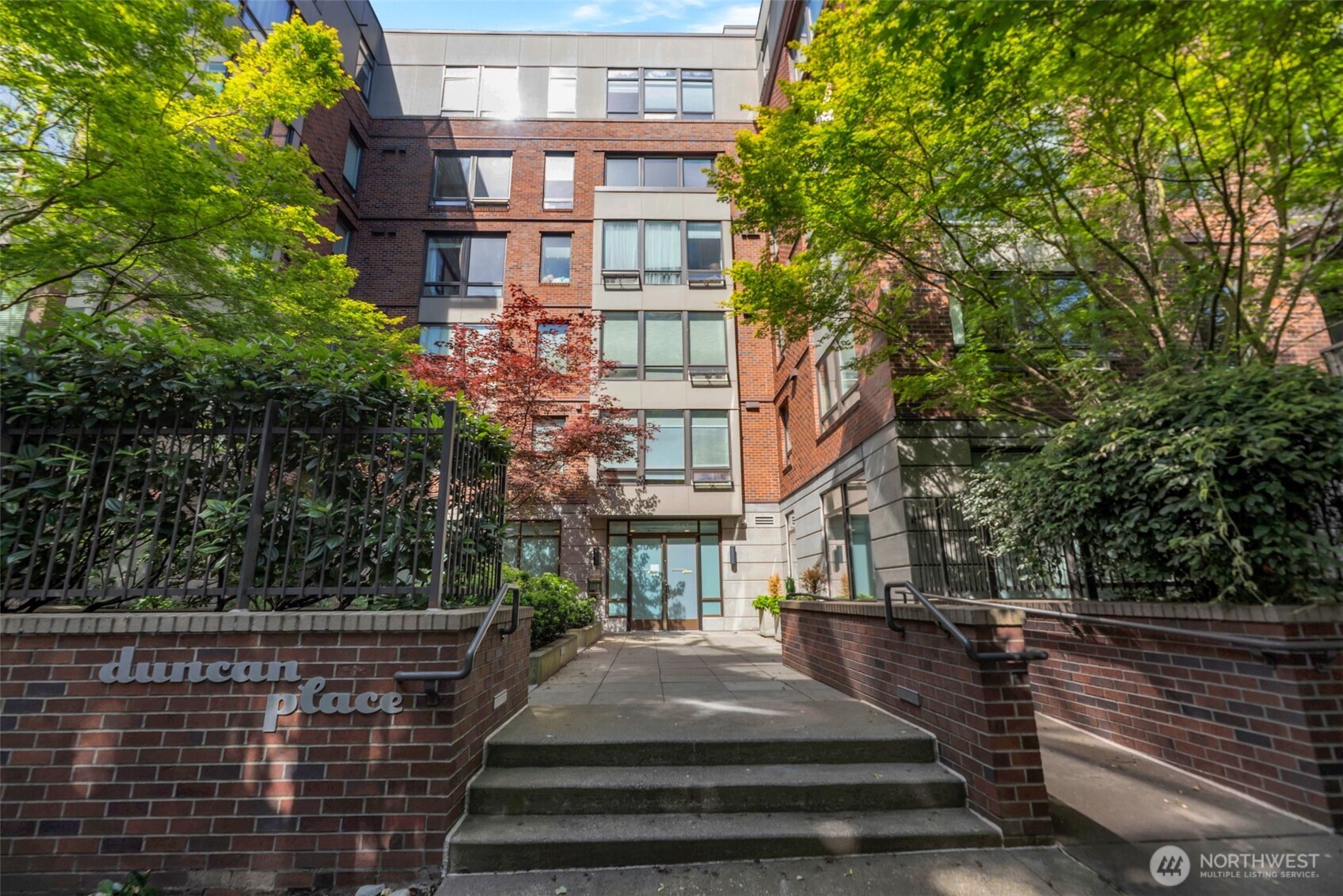 4547 8th Avenue NE #203, Seattle, WA 98105, photo 2 of 20