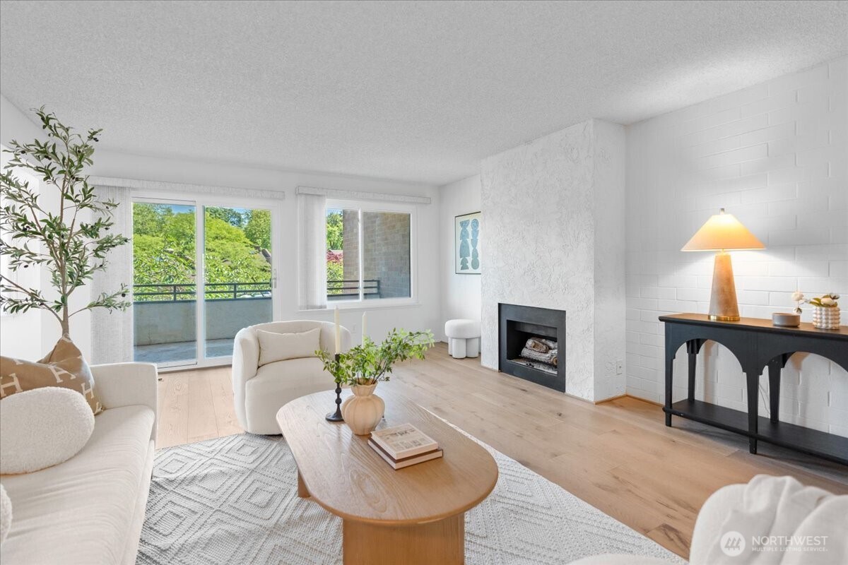 10823 Glen Acres Drive S #B, Seattle, WA 98168, photo 2 of 38