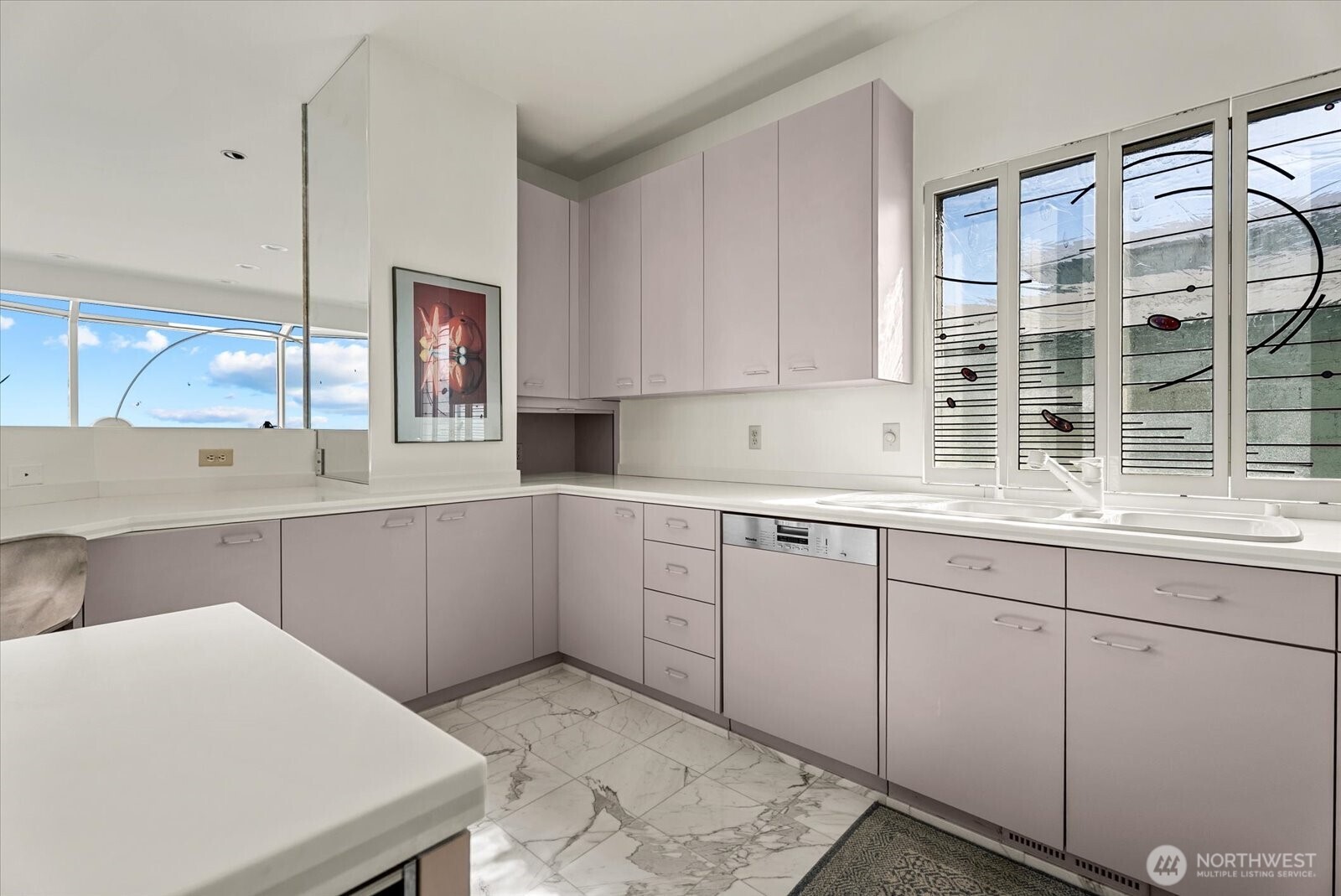 3089 Alki Avenue SW #2, Seattle, WA 98116, photo 3 of 40