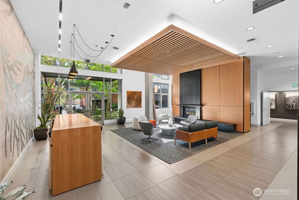 530 Broadway E #311, Seattle, WA 98102, photo 3 of 21