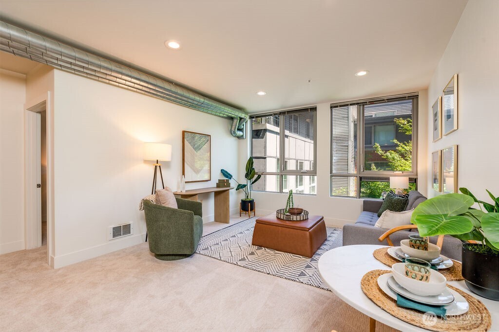 530 Broadway E #311, Seattle, WA 98102, photo 5 of 21