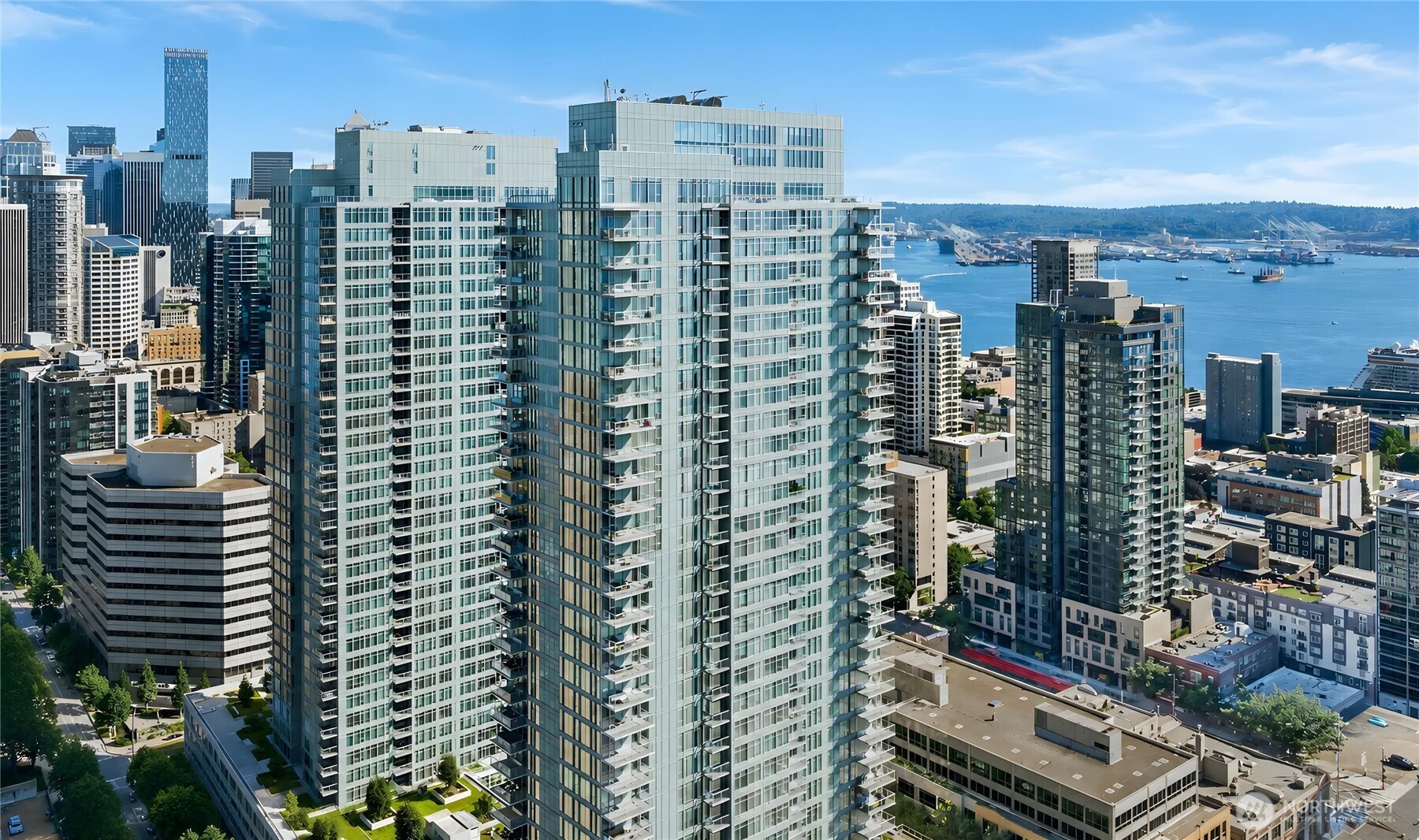 583 Battery Street #3602N
