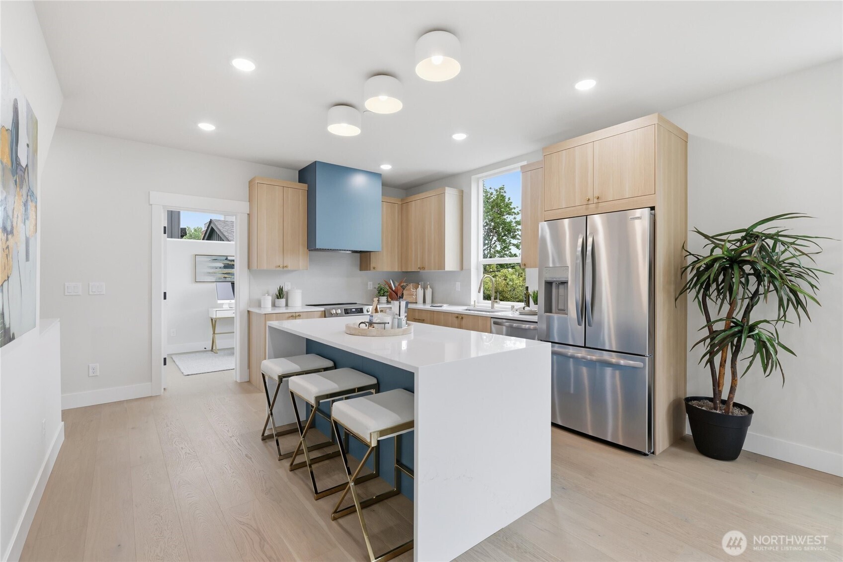 1405 29th Avenue, Seattle, WA 98122, photo 2 of 37