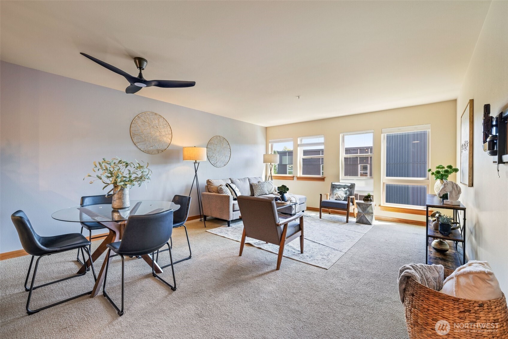 827 Hiawatha Place S #515, Seattle, WA 98144, photo 5 of 29