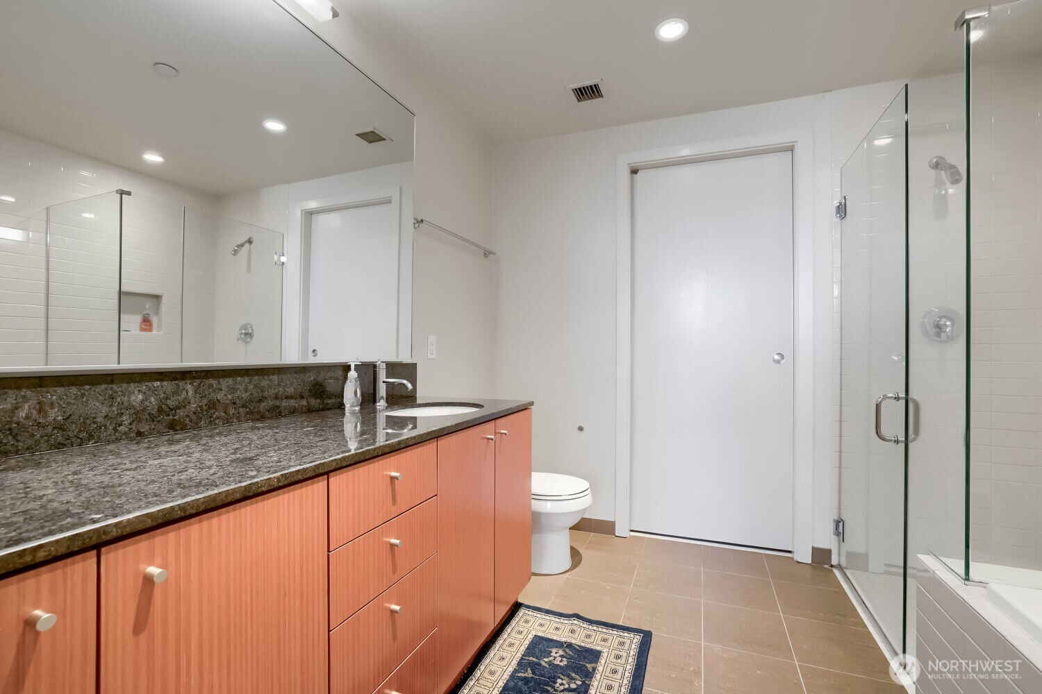 909 5th Avenue #1103, Seattle, WA 98164, photo 4 of 20