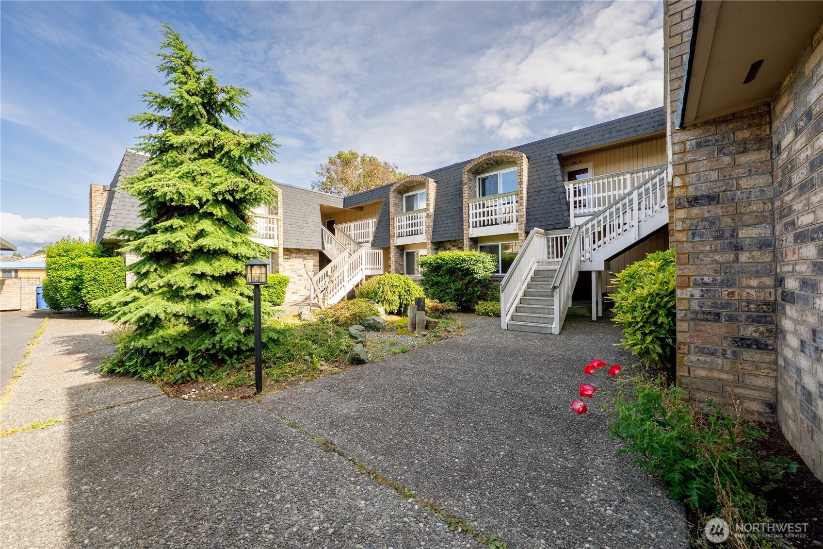 1199 9th Avenue #204