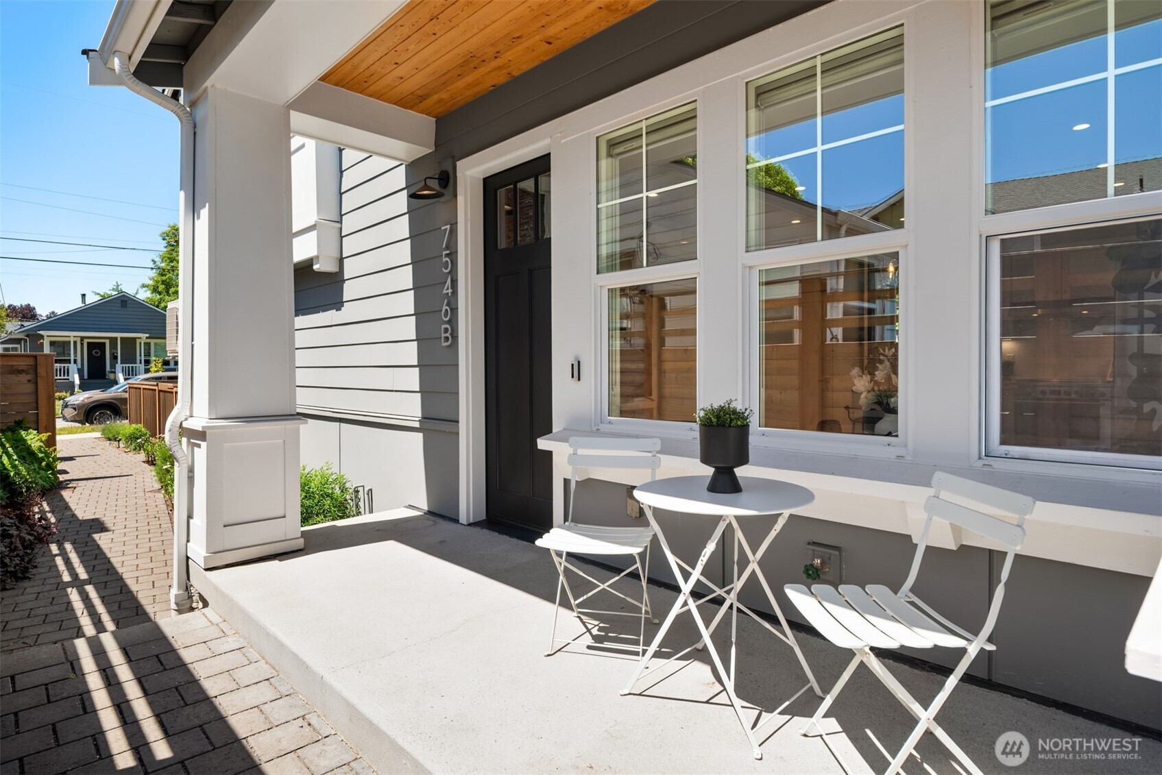 7546 26th Avenue NW #B, Seattle, WA 98117, photo 2 of 31