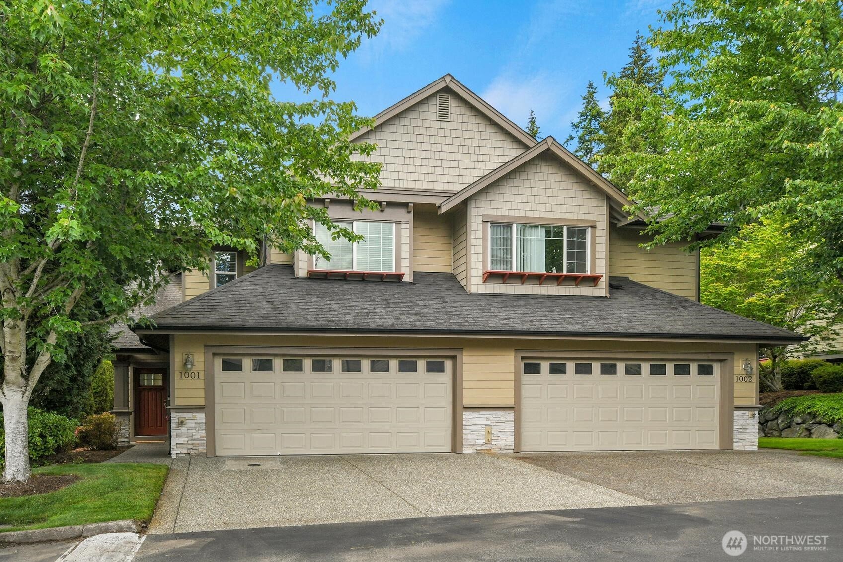 13824 N Creek Drive #1001