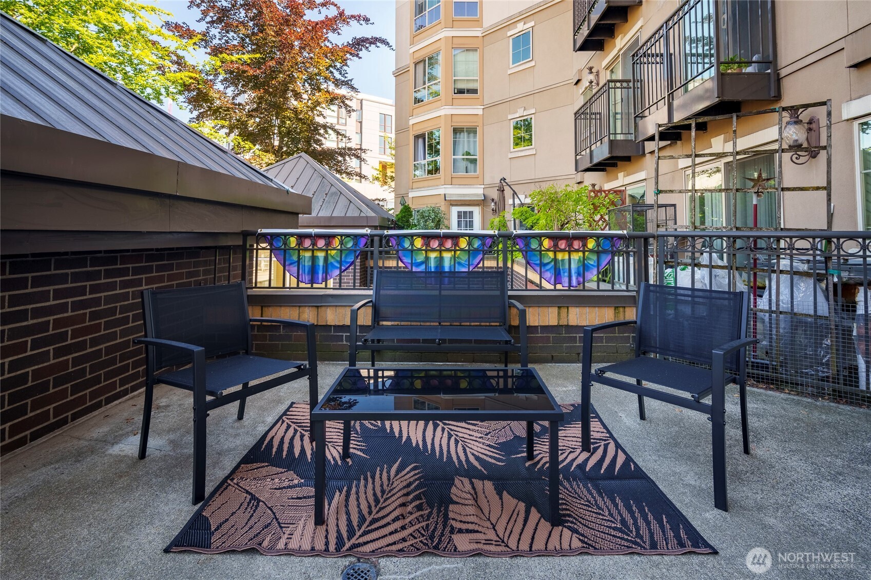 1125 E Olive Street #202, Seattle, WA 98122, photo 3 of 23