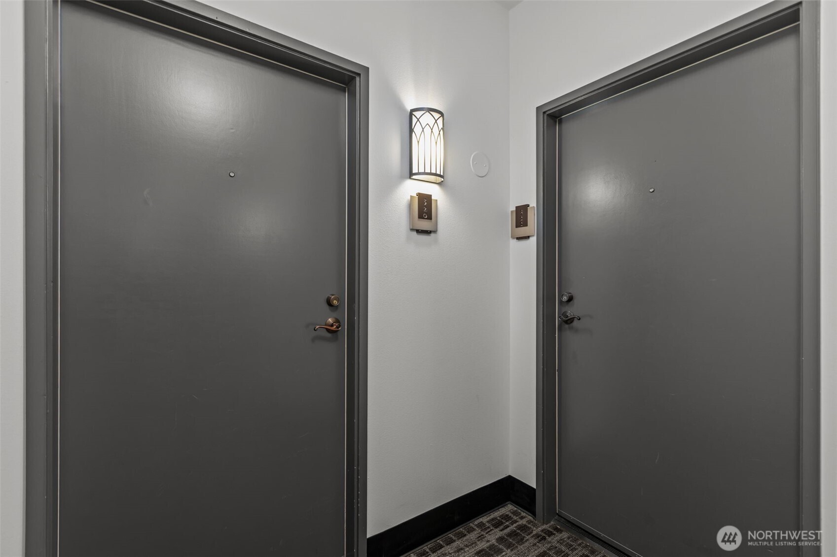 201 Galer Street #320, Seattle, WA 98109, photo 2 of 38