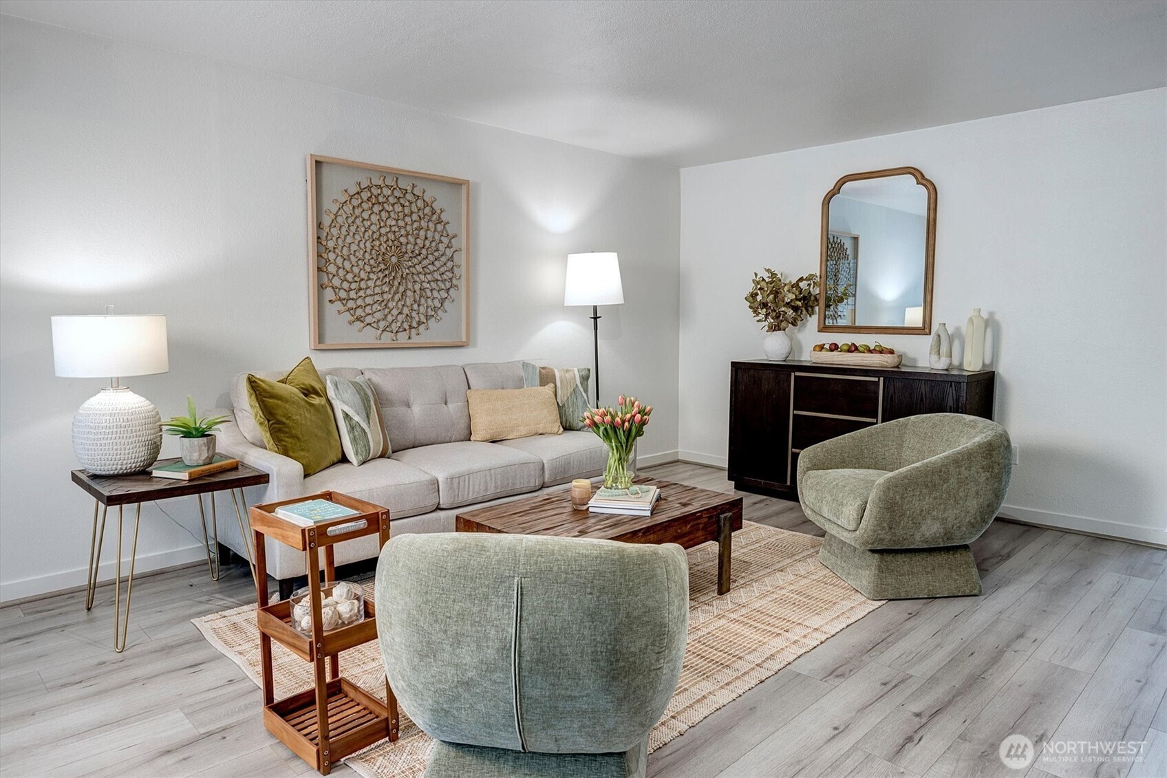 2501 Canterbury Lane E #116, Seattle, WA 98112, photo 5 of 37