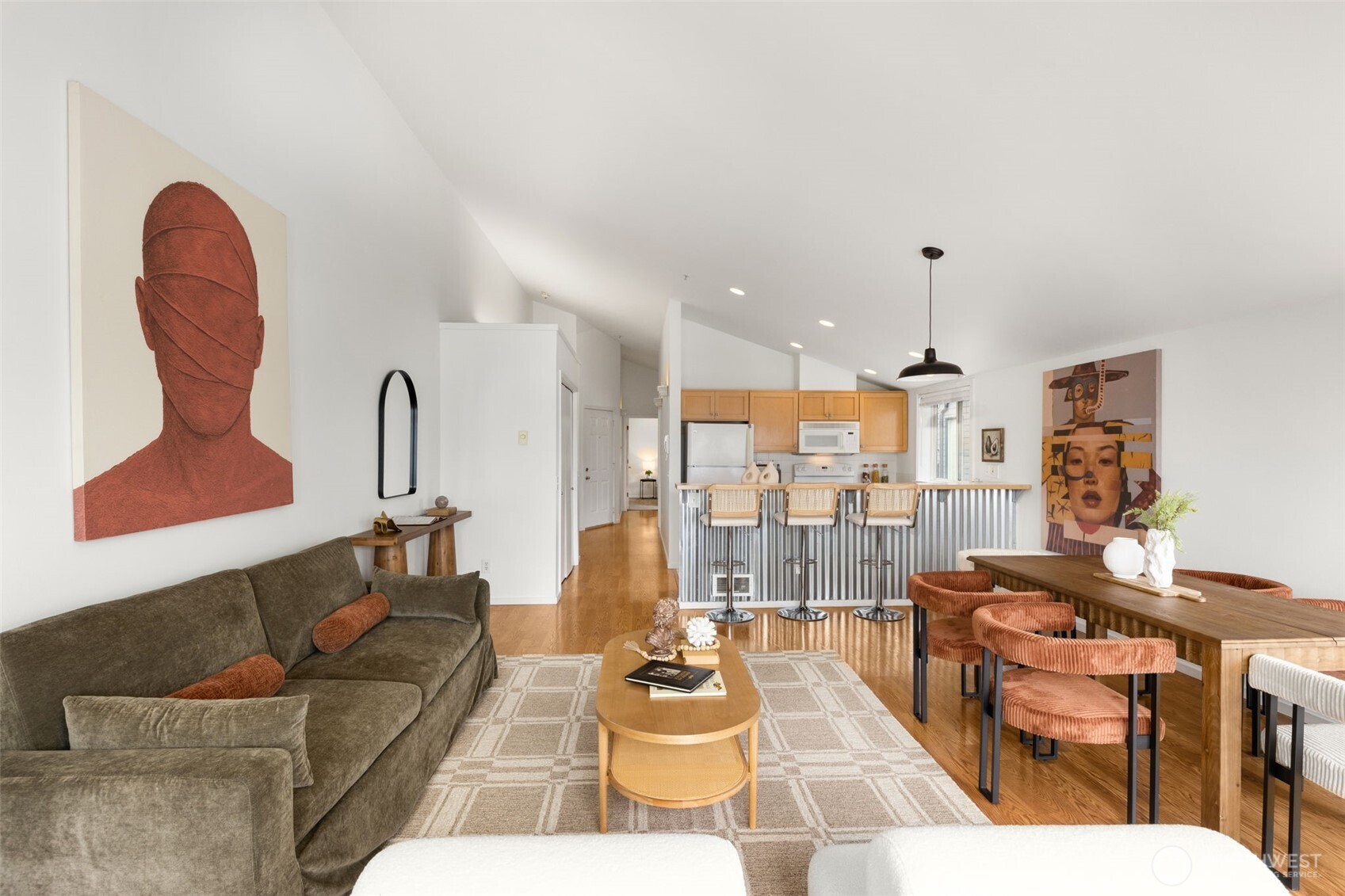 2432 Dexter Avenue N #300, Seattle, WA 98109, photo 5 of 13