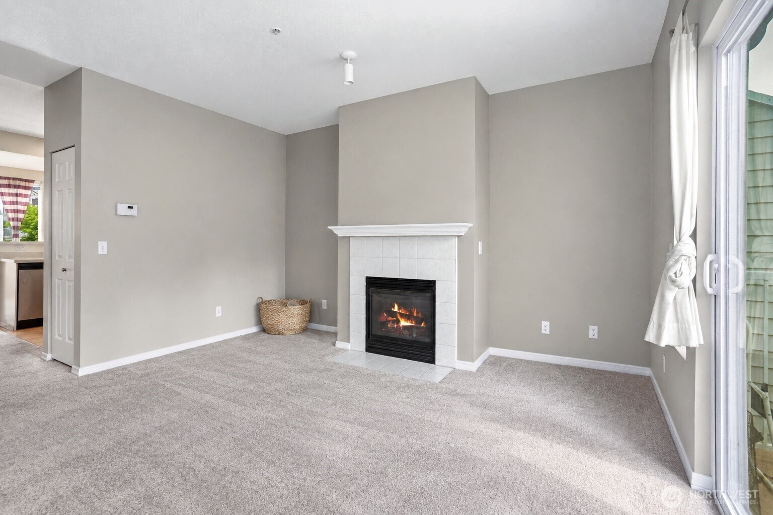 11890 NE 163rd Place #22-3, Bothell, WA 98011, photo 3 of 4