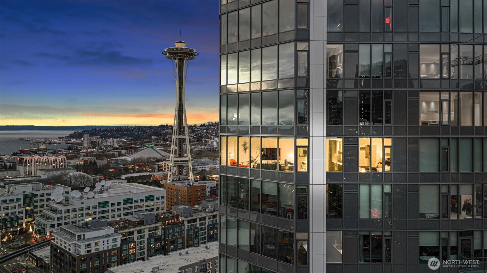 2510 6th Avenue #2504, Seattle, WA 98121, photo 2 of 32
