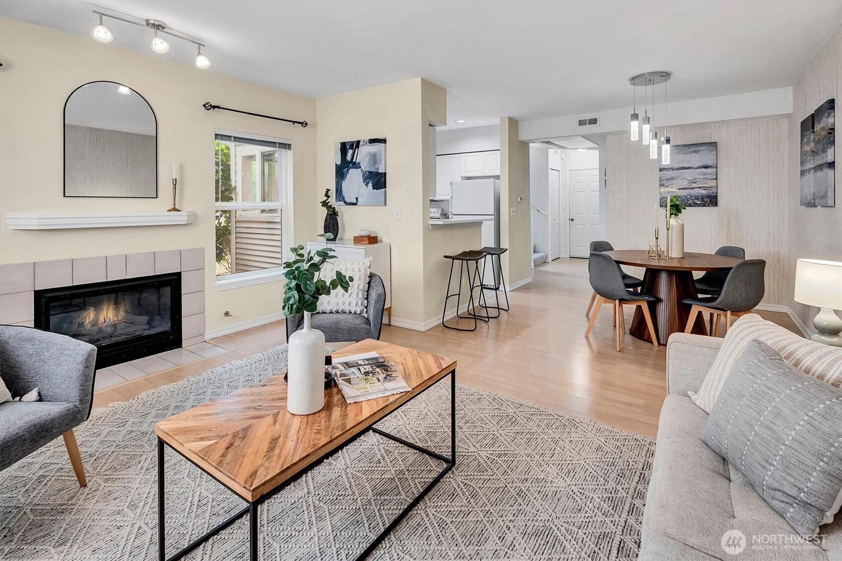 4808 NE Sunset Boulevard #C104