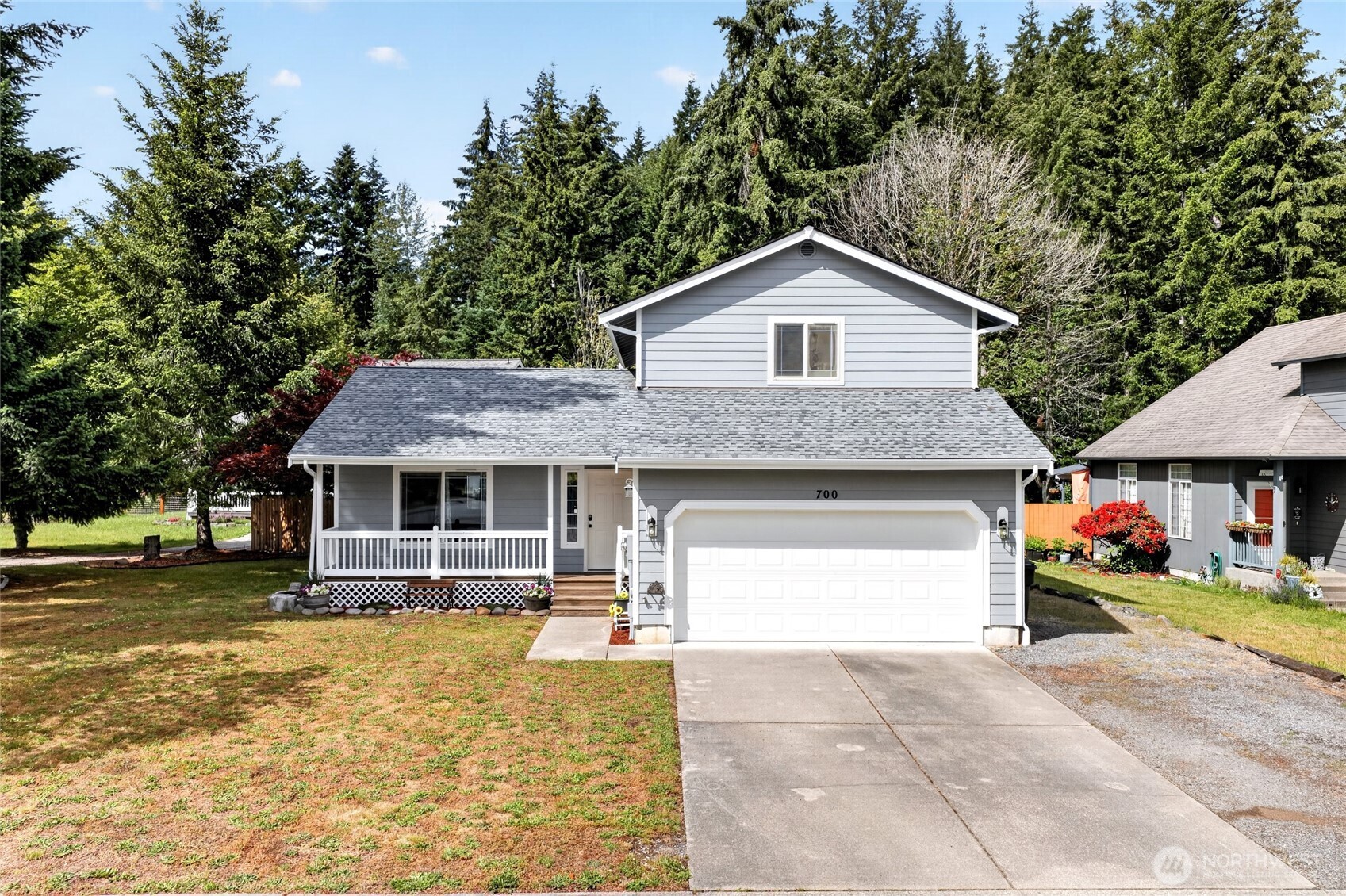 700 Kelsey Lane E