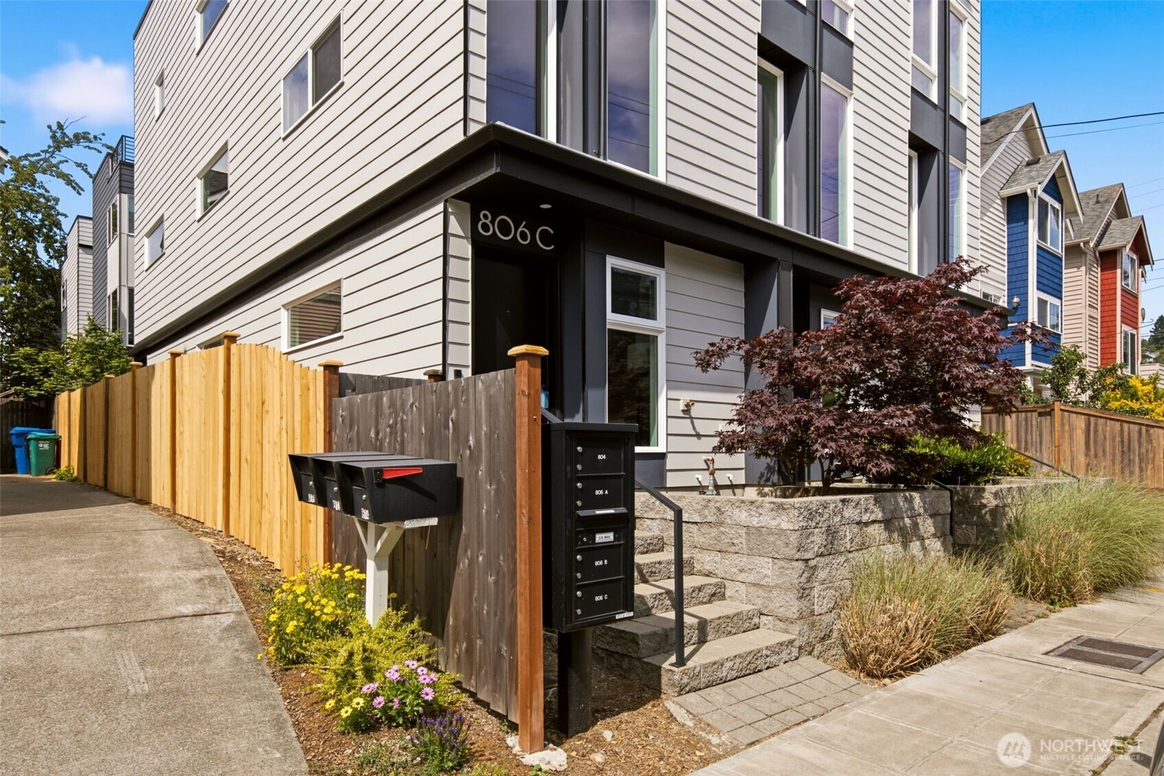 806 NW 50th Street #C, Seattle, WA 98107, photo 3 of 3