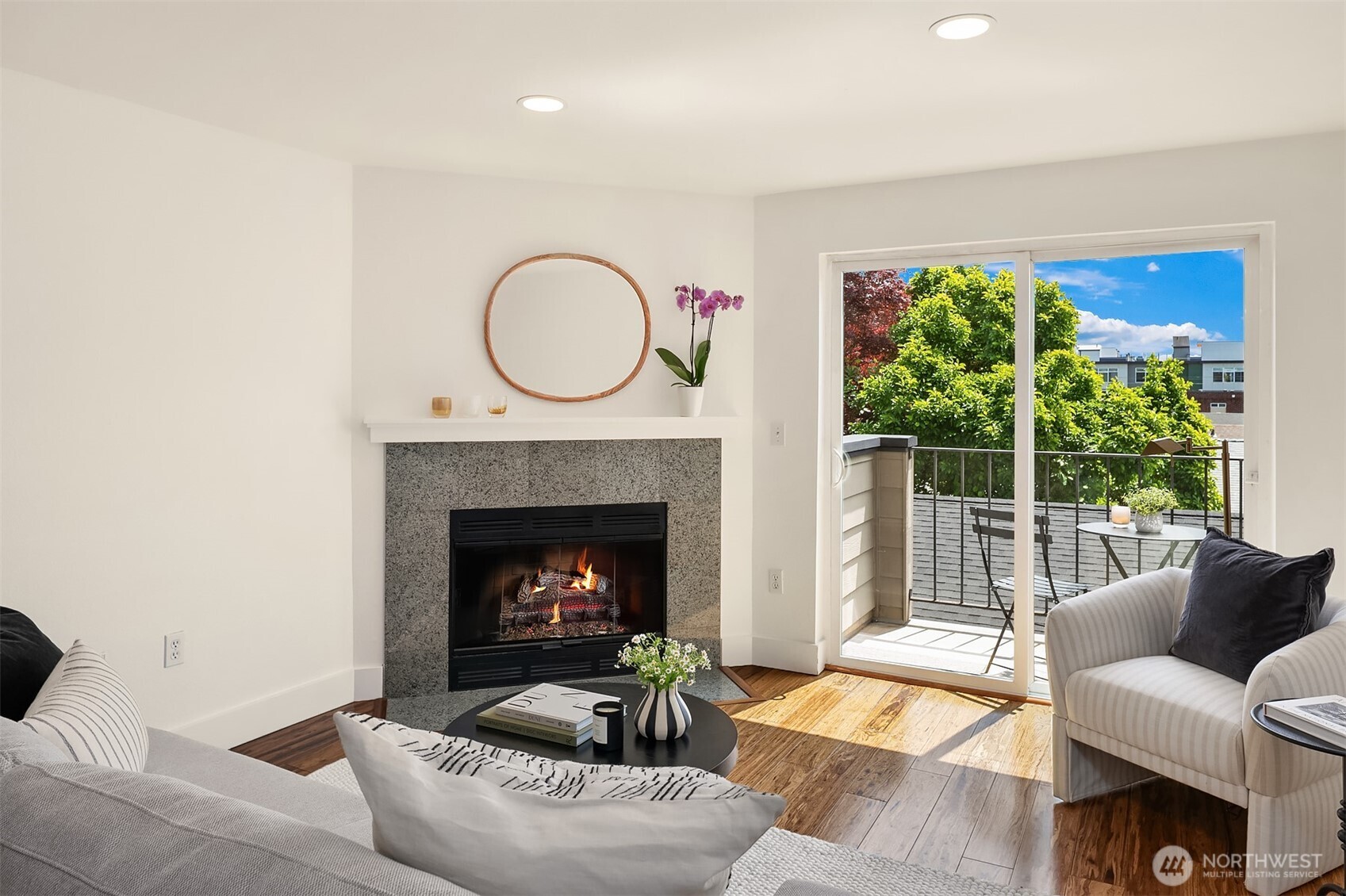 4831 Fauntleroy Way SW #305, Seattle, WA 98116, photo 4 of 19