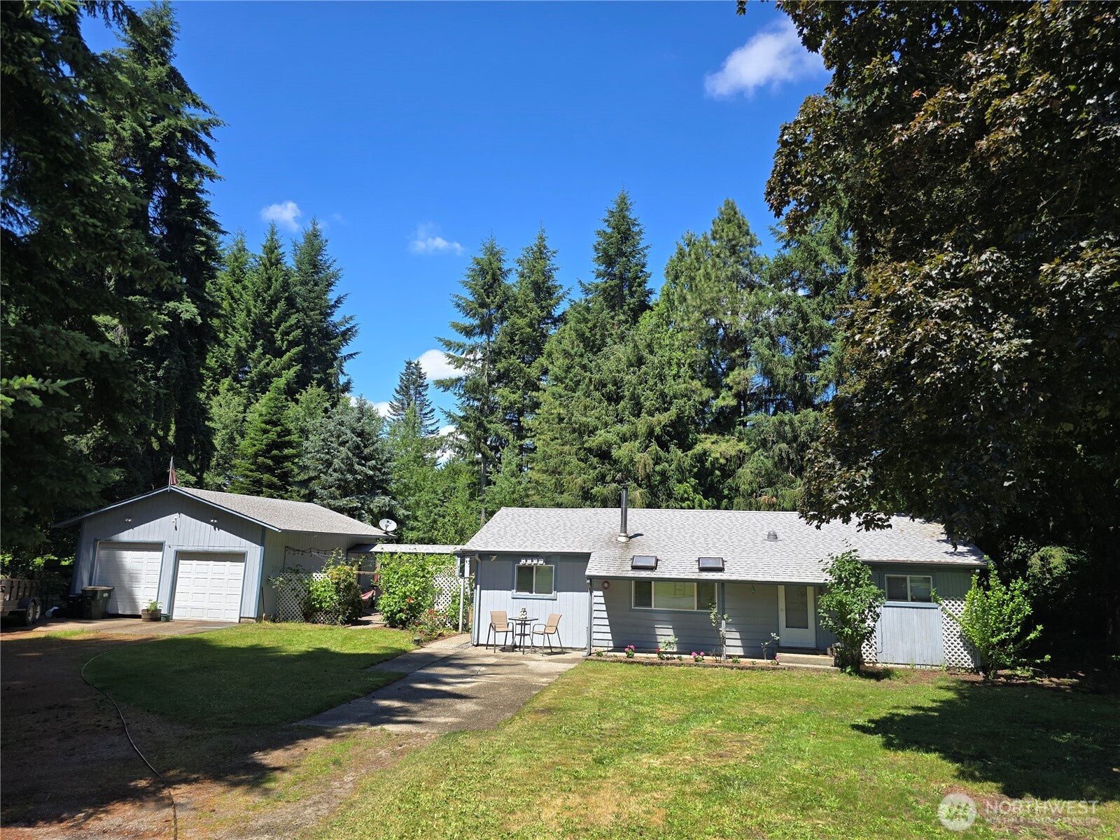 8823 Old Highway 99 SE