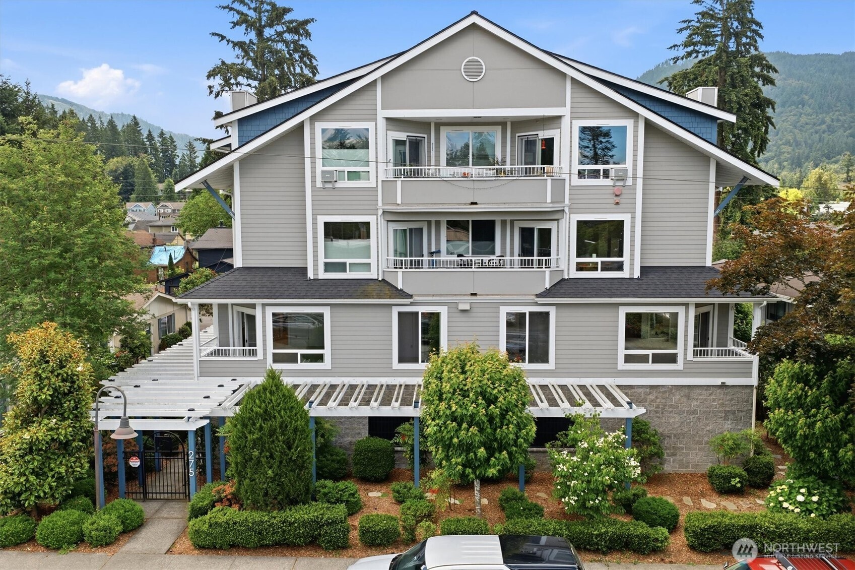275 E Sunset Way #1A